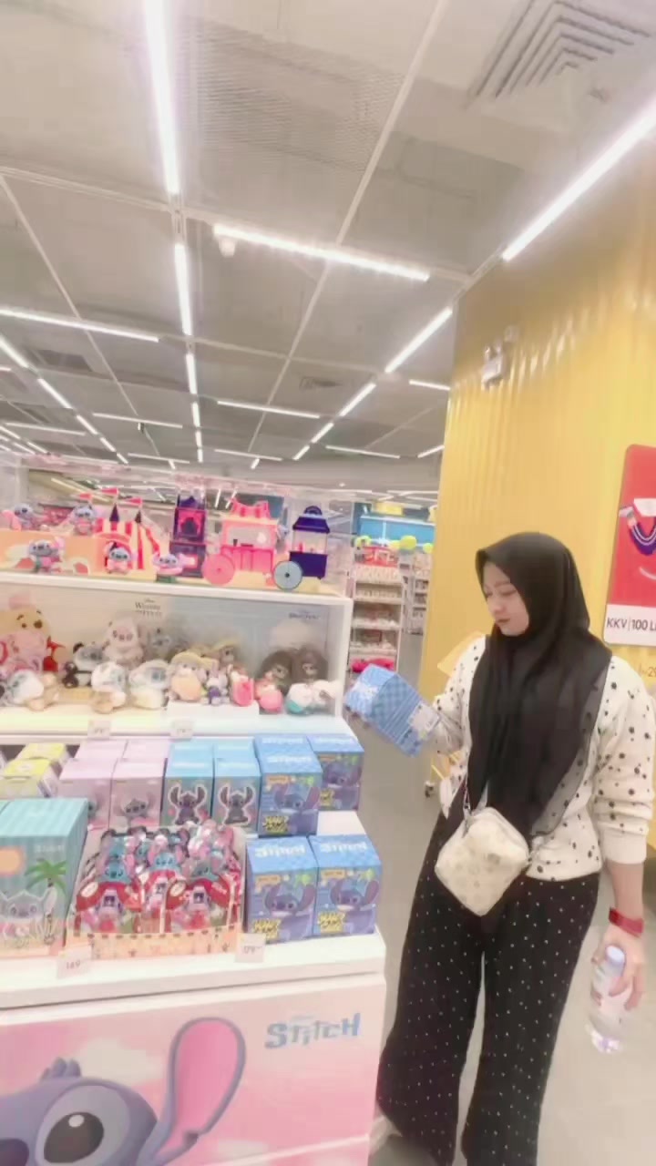 @Aurora Azzahra