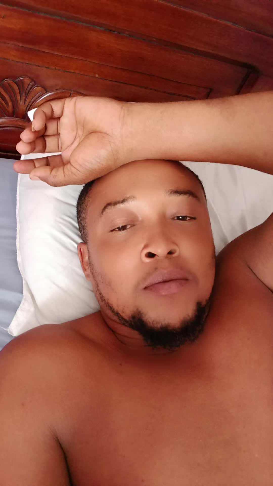 @rockyneg