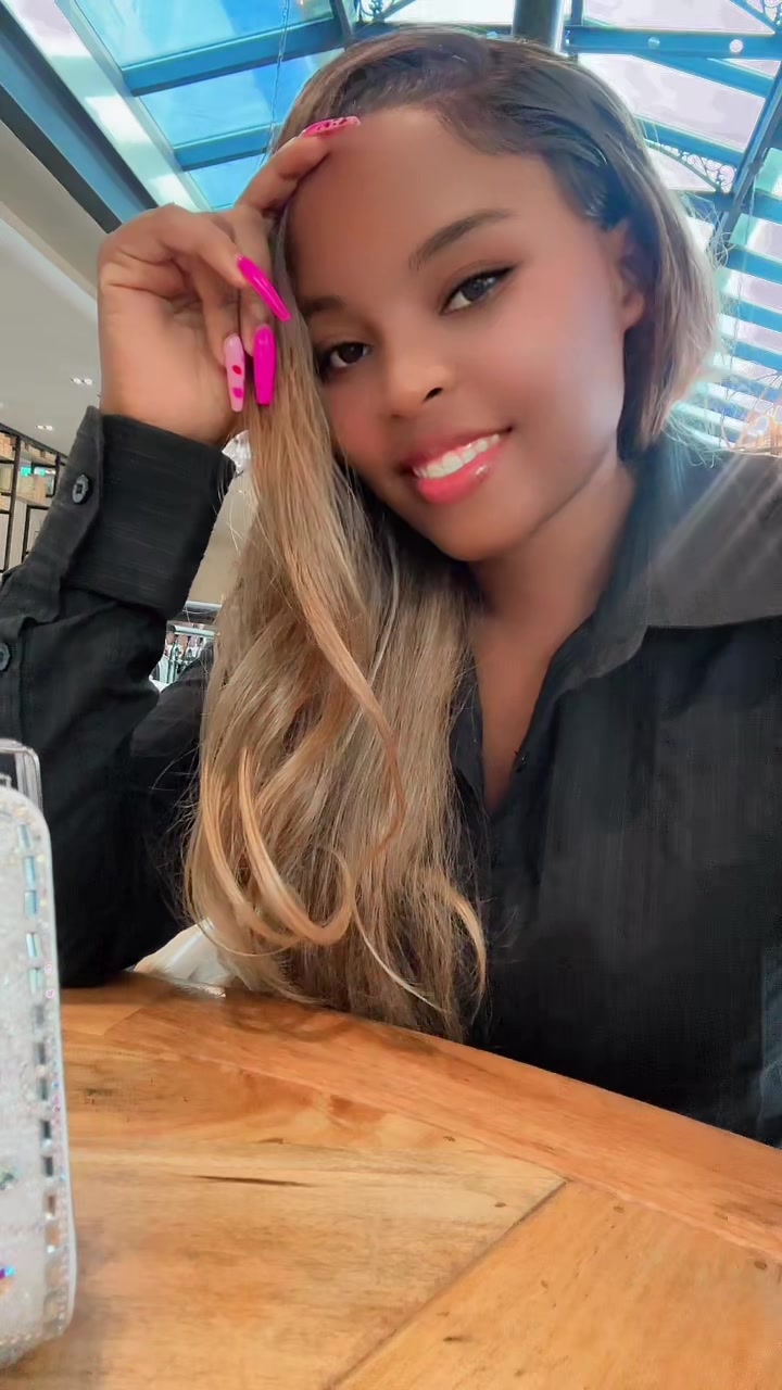 @MISS ELL 254