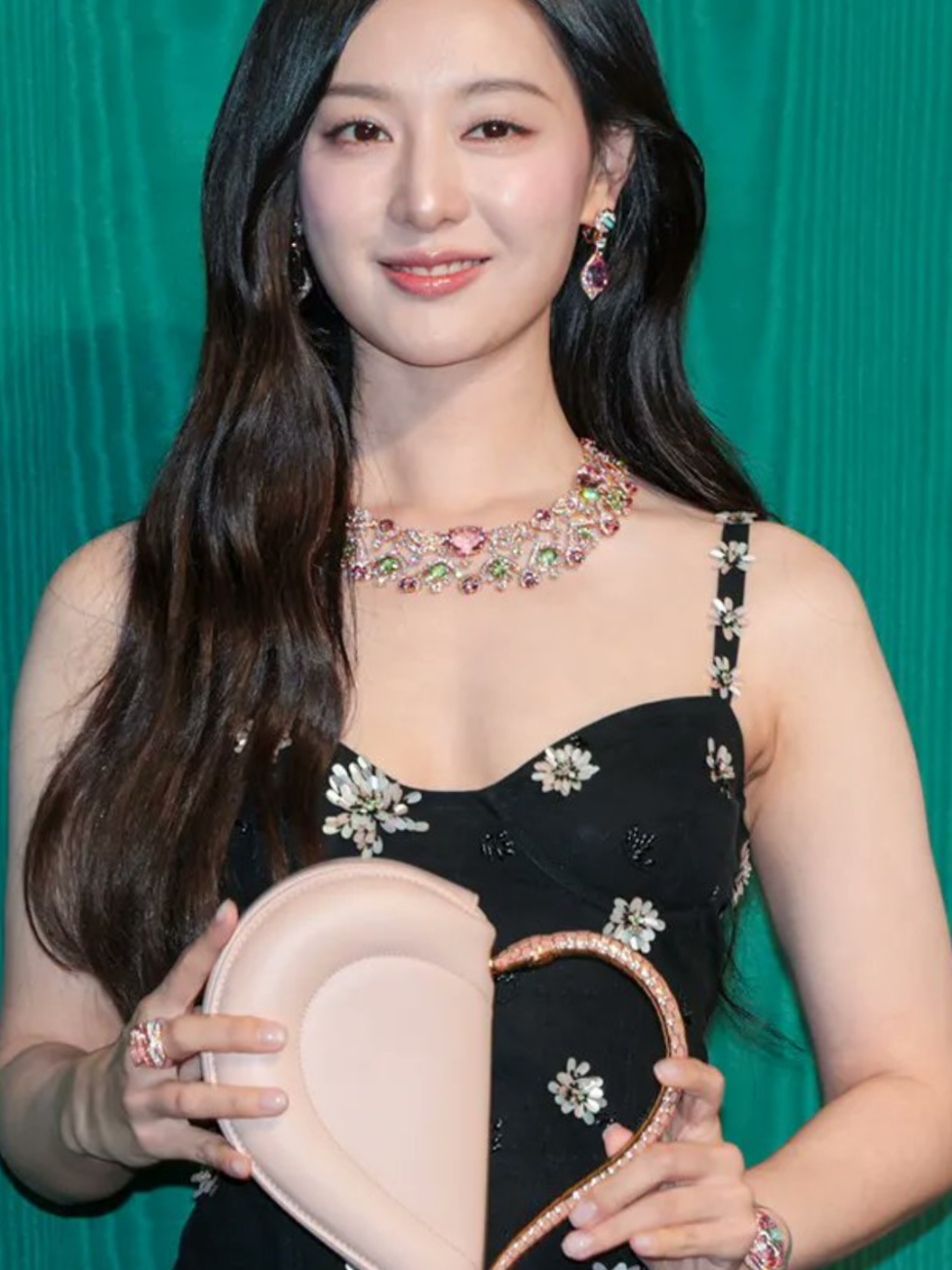 @Kim Ji Won (김지원)