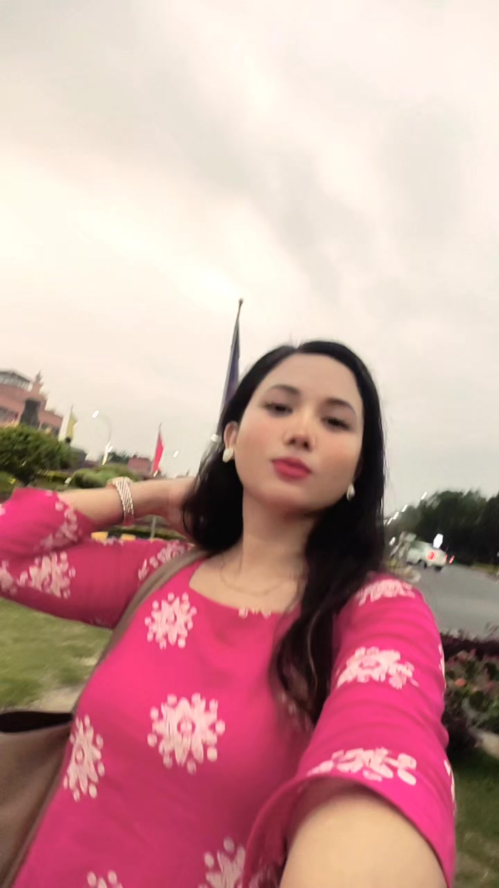 @Divya seNchury❣️