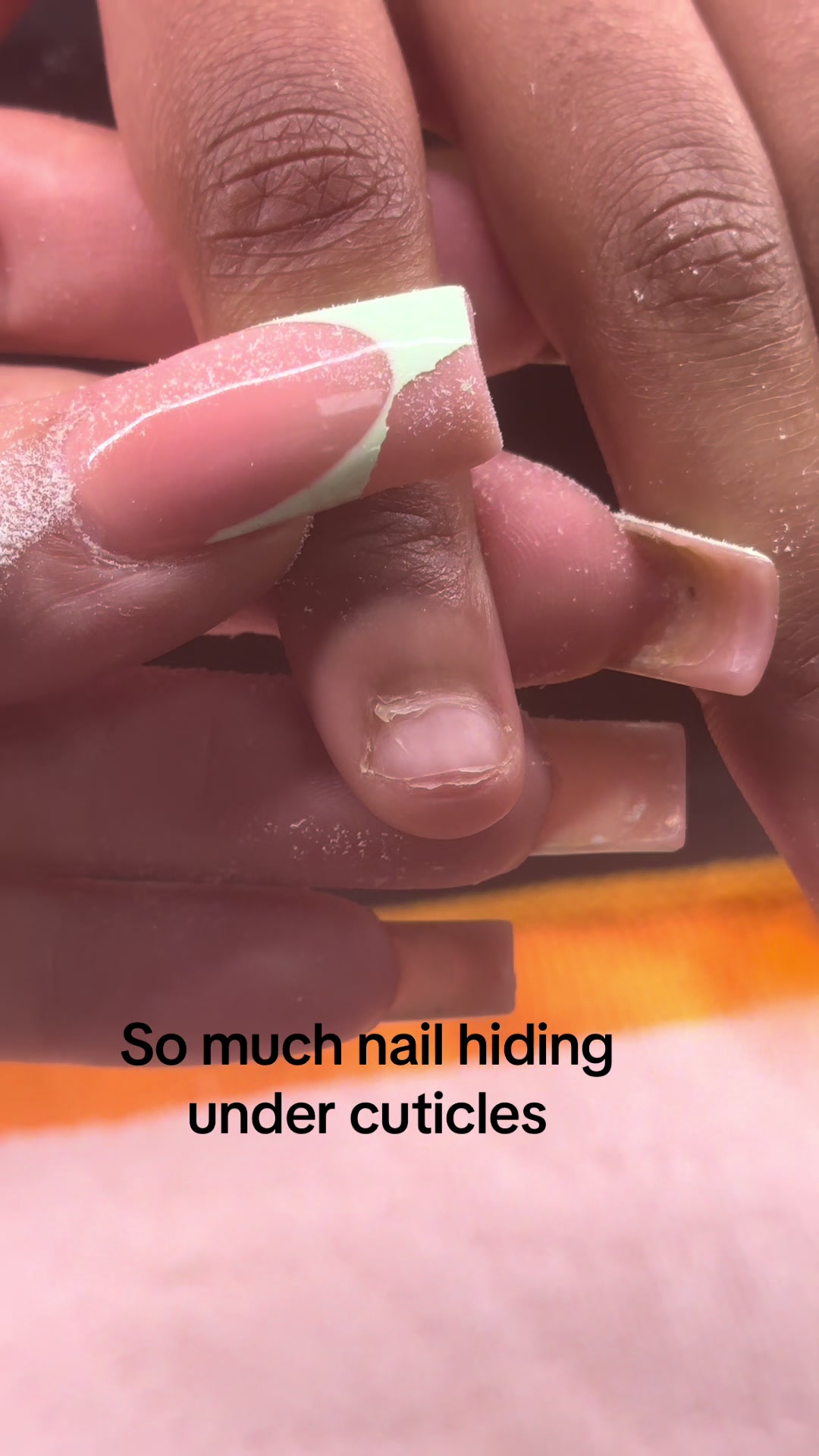 @nailartistnayy_