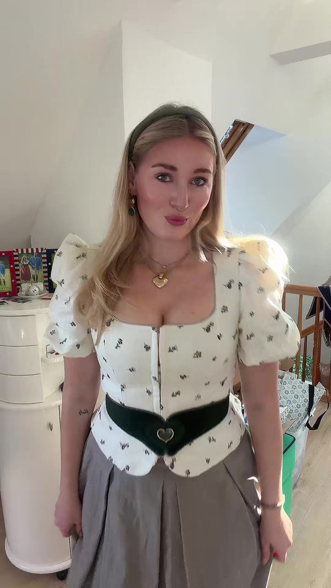 @VASHIONESSA - Dirndl&Festl💕