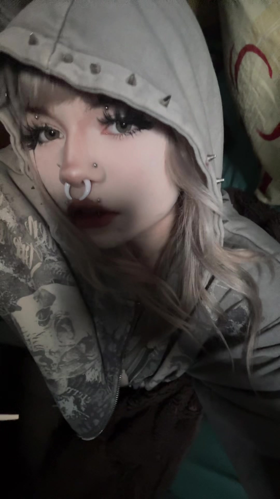@:-|вишня