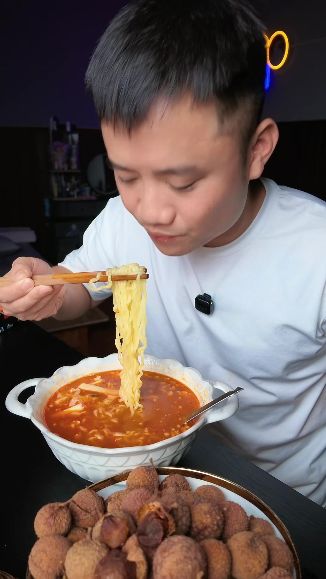 @Nguyễn Văn Hậu (Hậu Troll)