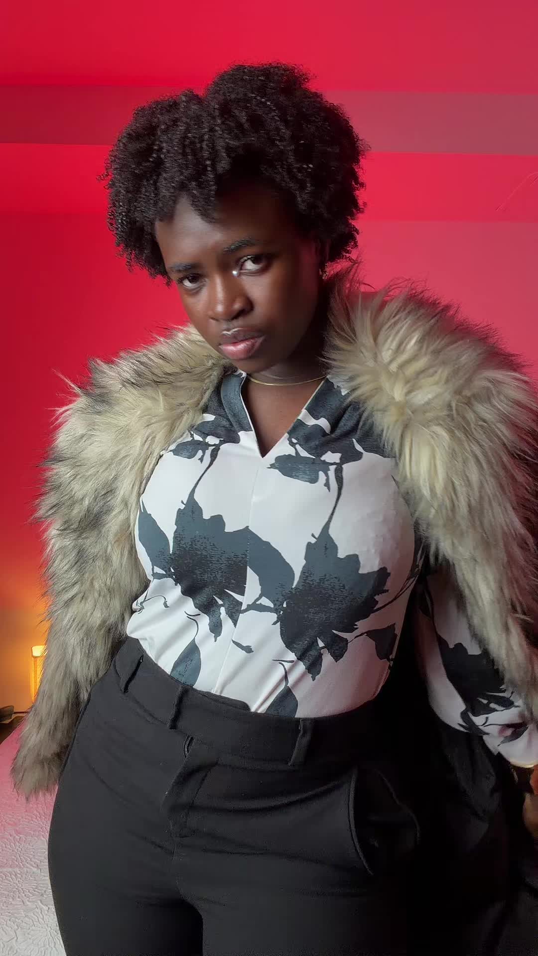 @Naana April