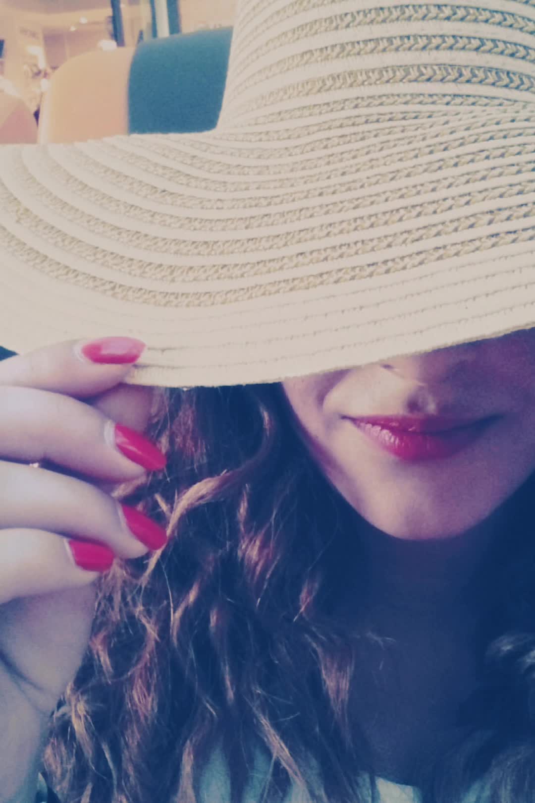@madeleine_mz