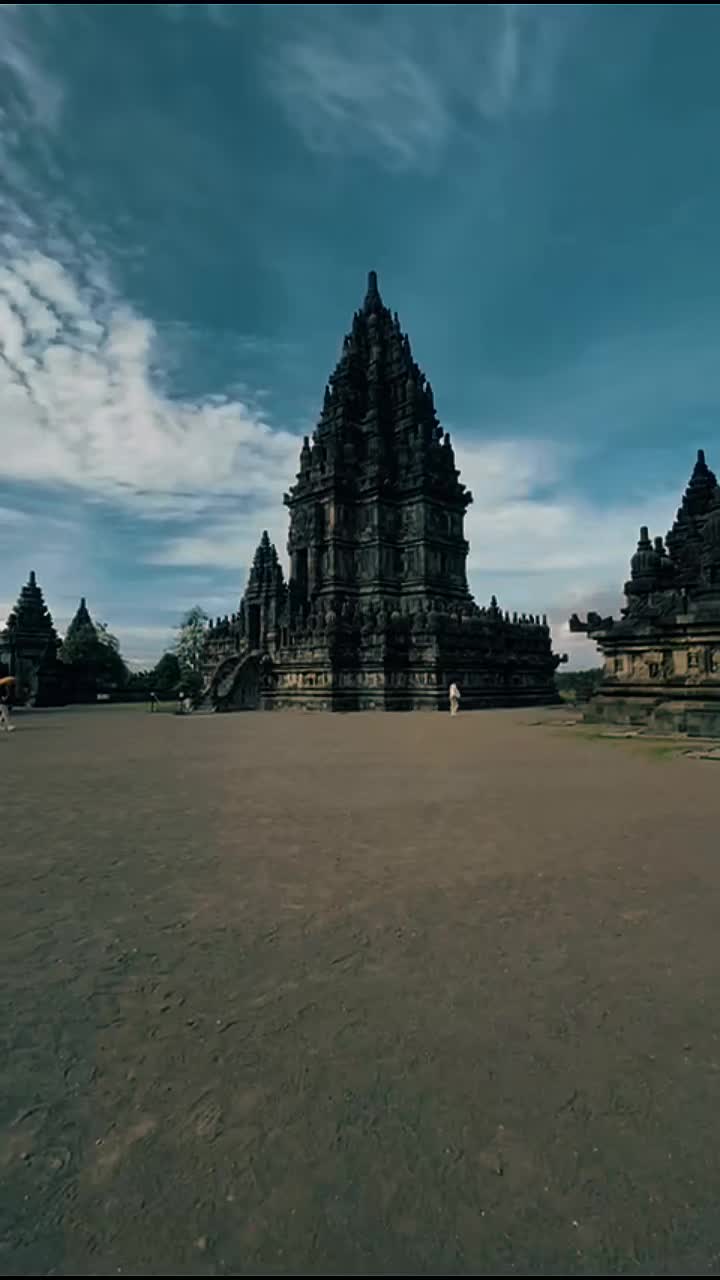 @PT REEVINA TOUR & TRAVEL