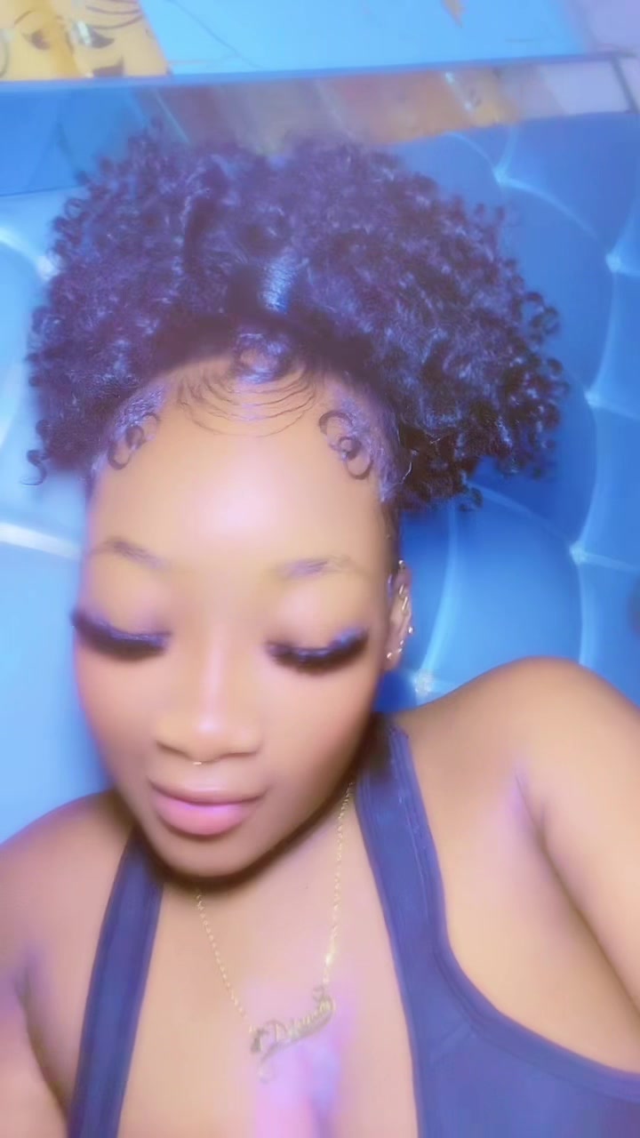 @dee_finesttt