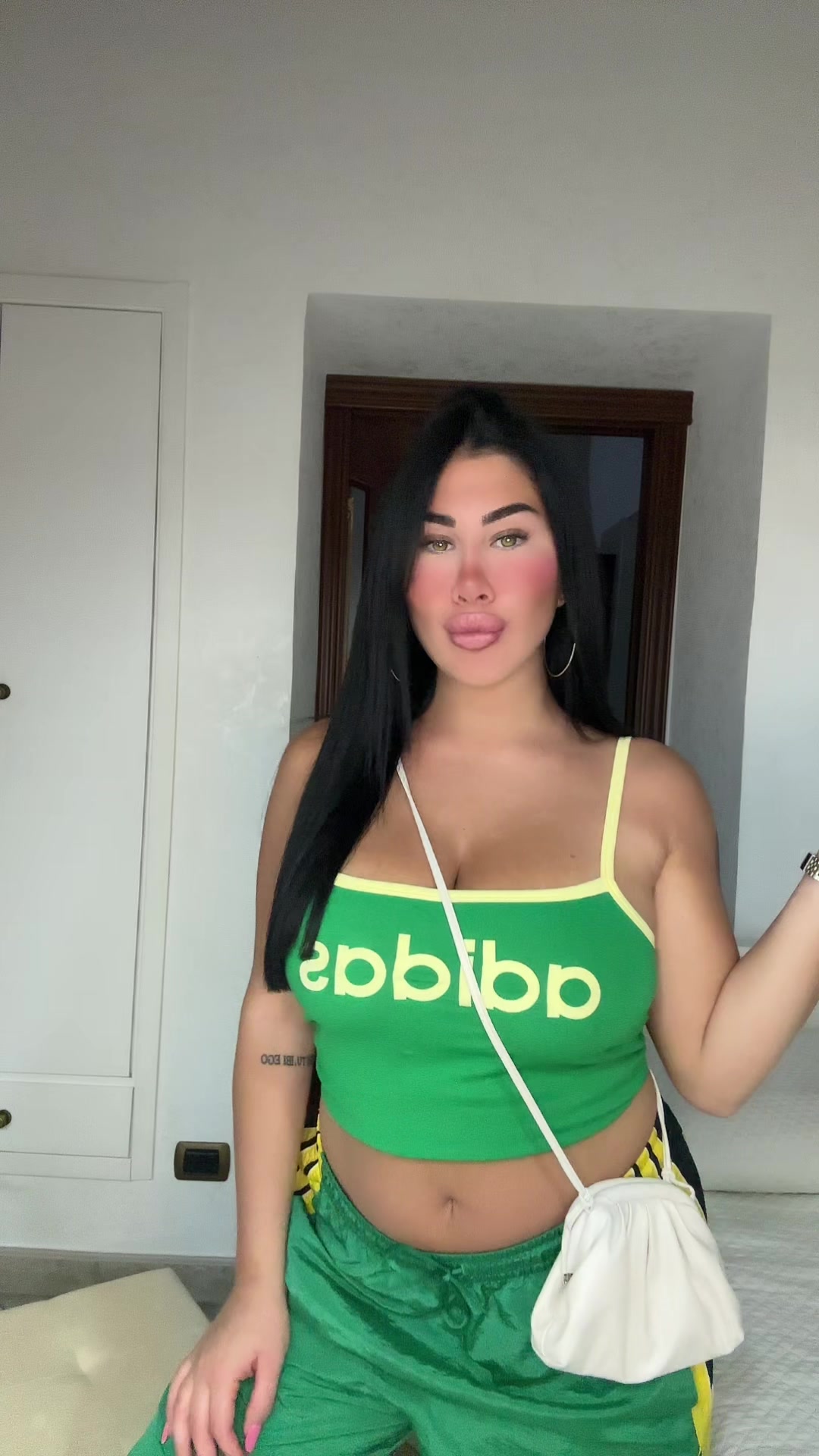 @C🍒