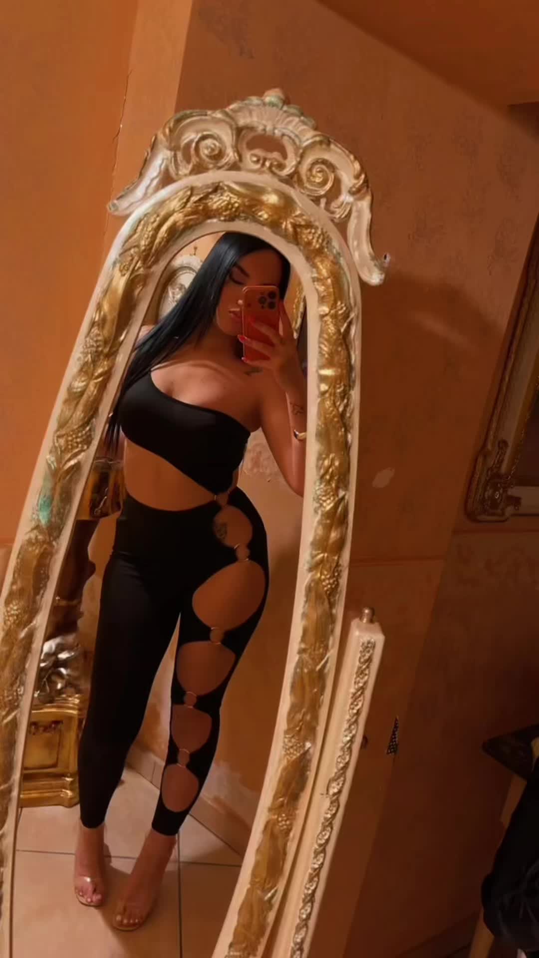 @Anna Mastroianni