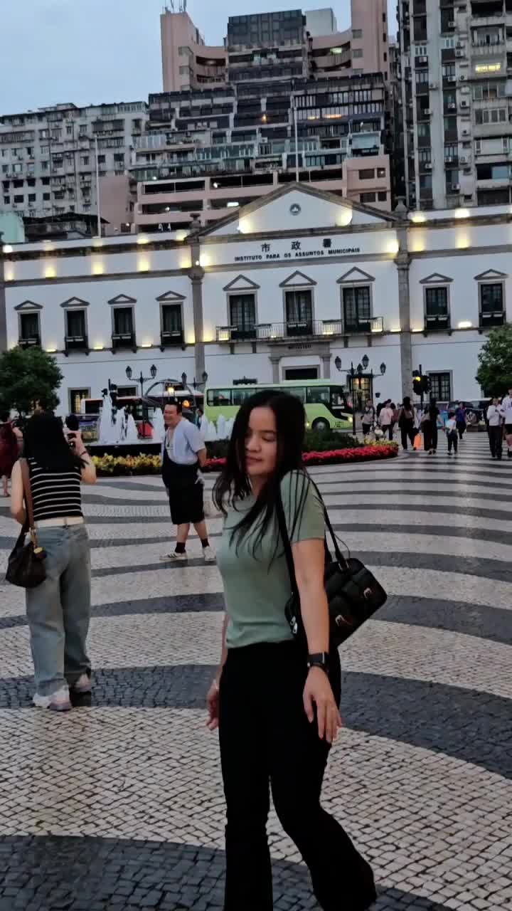 @M🦂