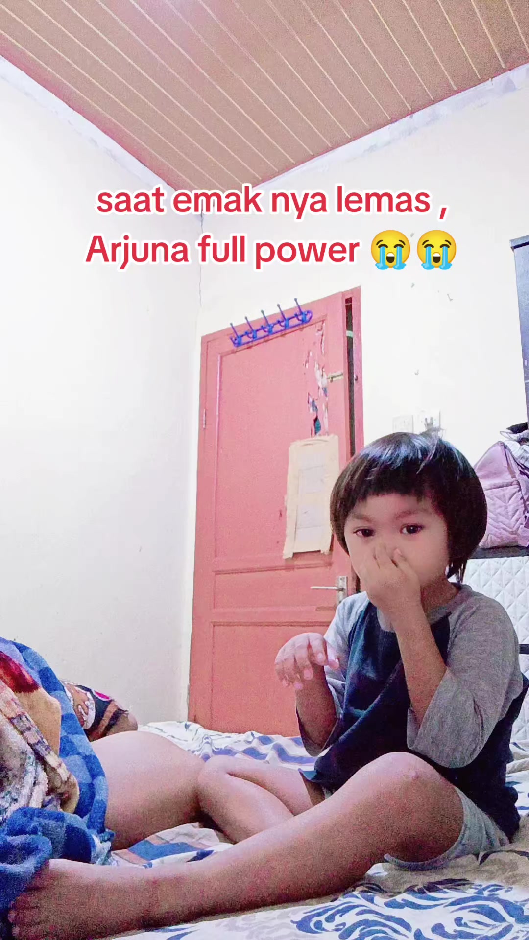 @DEWI👉 CUMA ORANG BIASA 🩷🫶