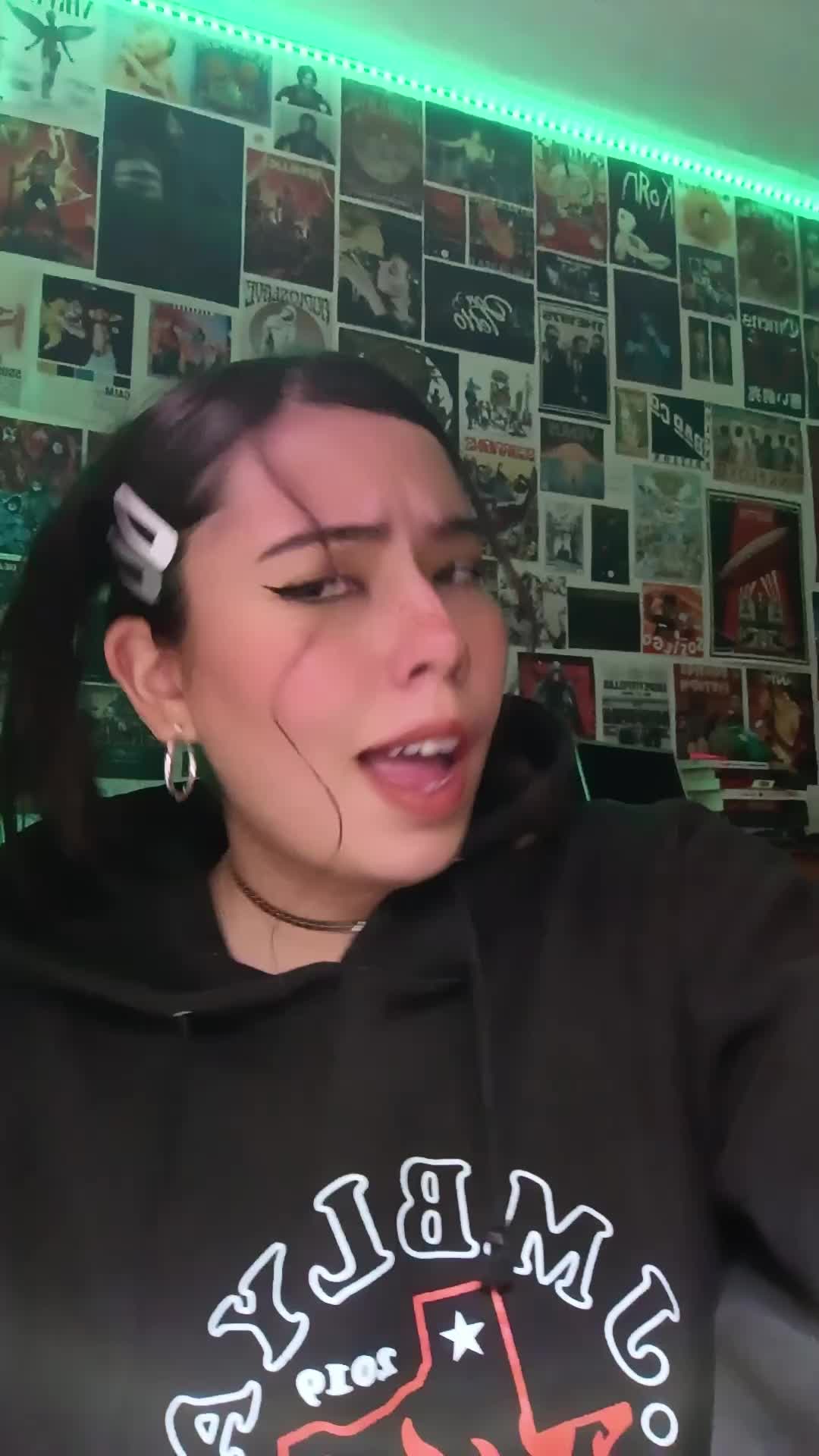 @LILIAN