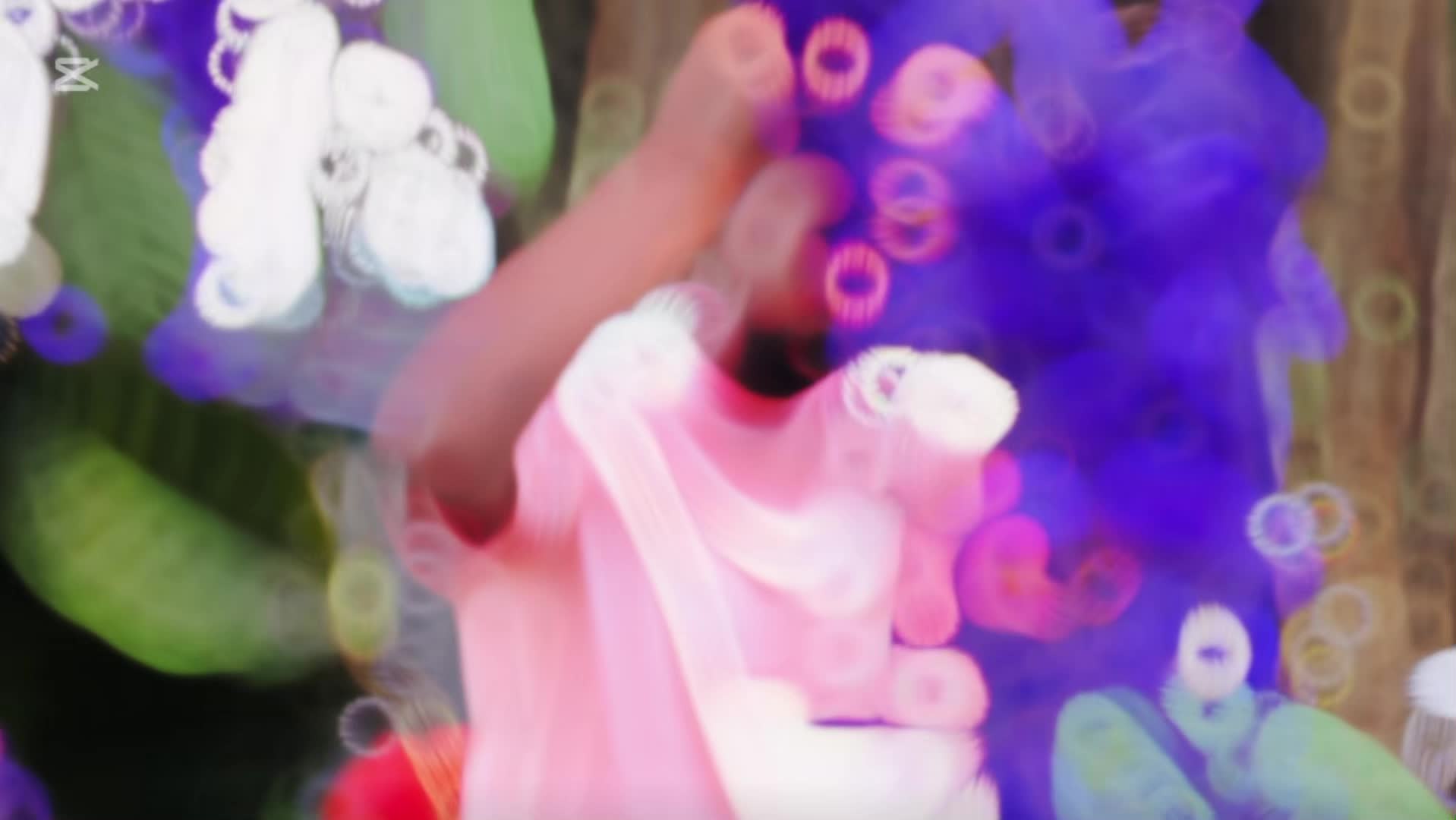 @k🪐🌴”