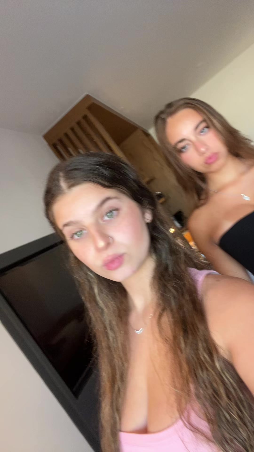 @🧚🏻&zwj;♀️🧚🏻&zwj;♀️🧚🏻&zwj;♀️