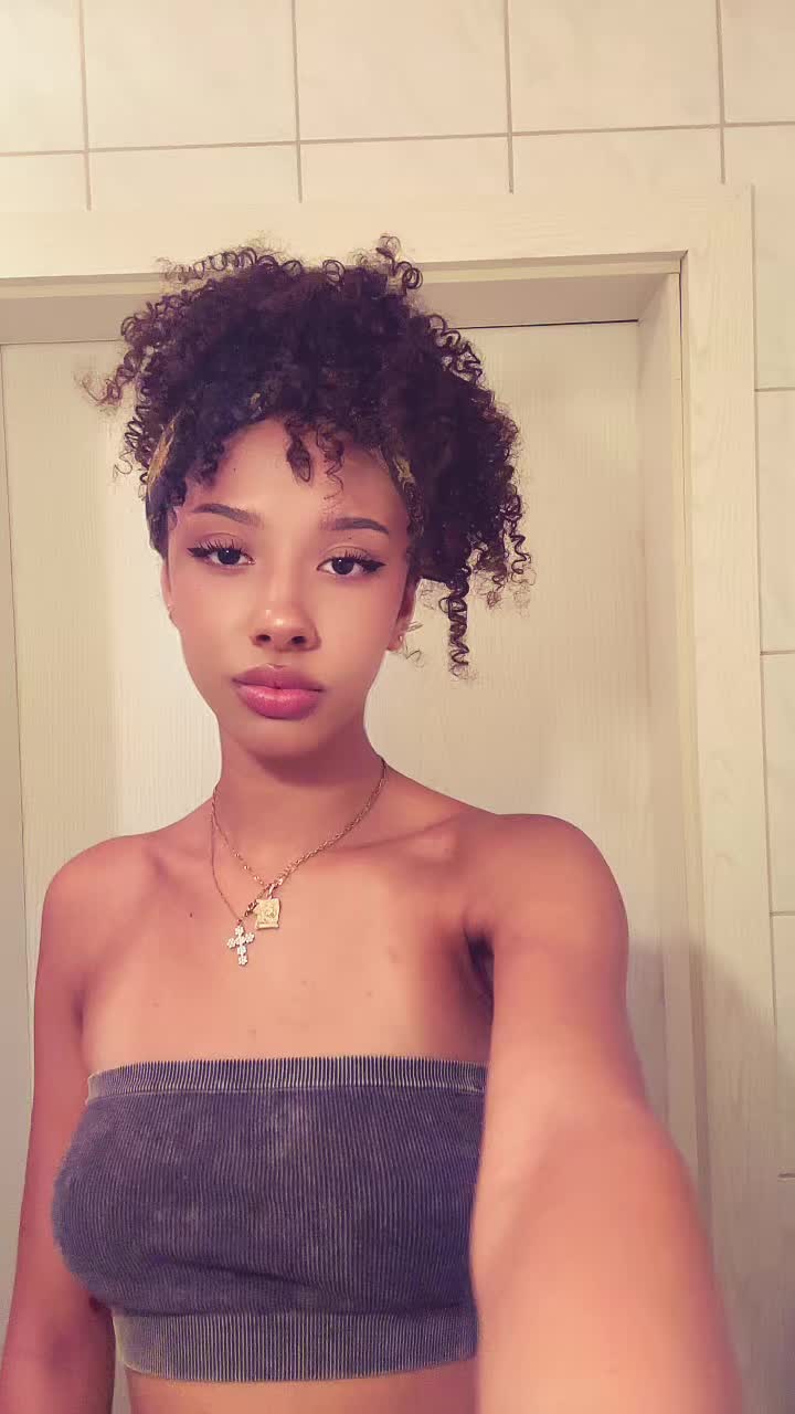 @Am&eacute;lie