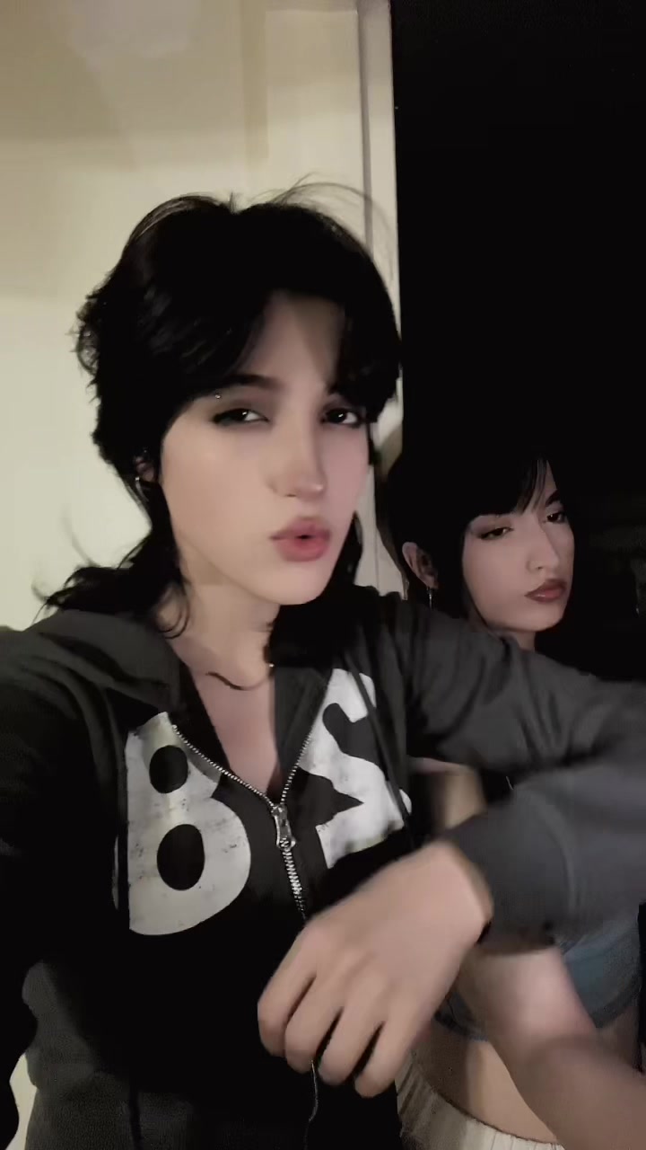 @Meliss_00