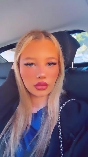 @𝐑𝐎𝐌𝐈