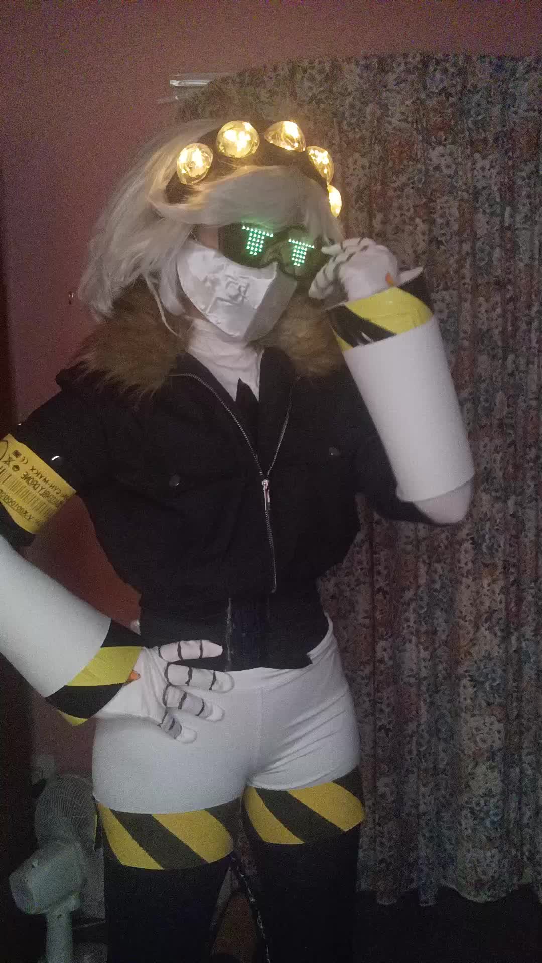 @CrystalWolf.cos