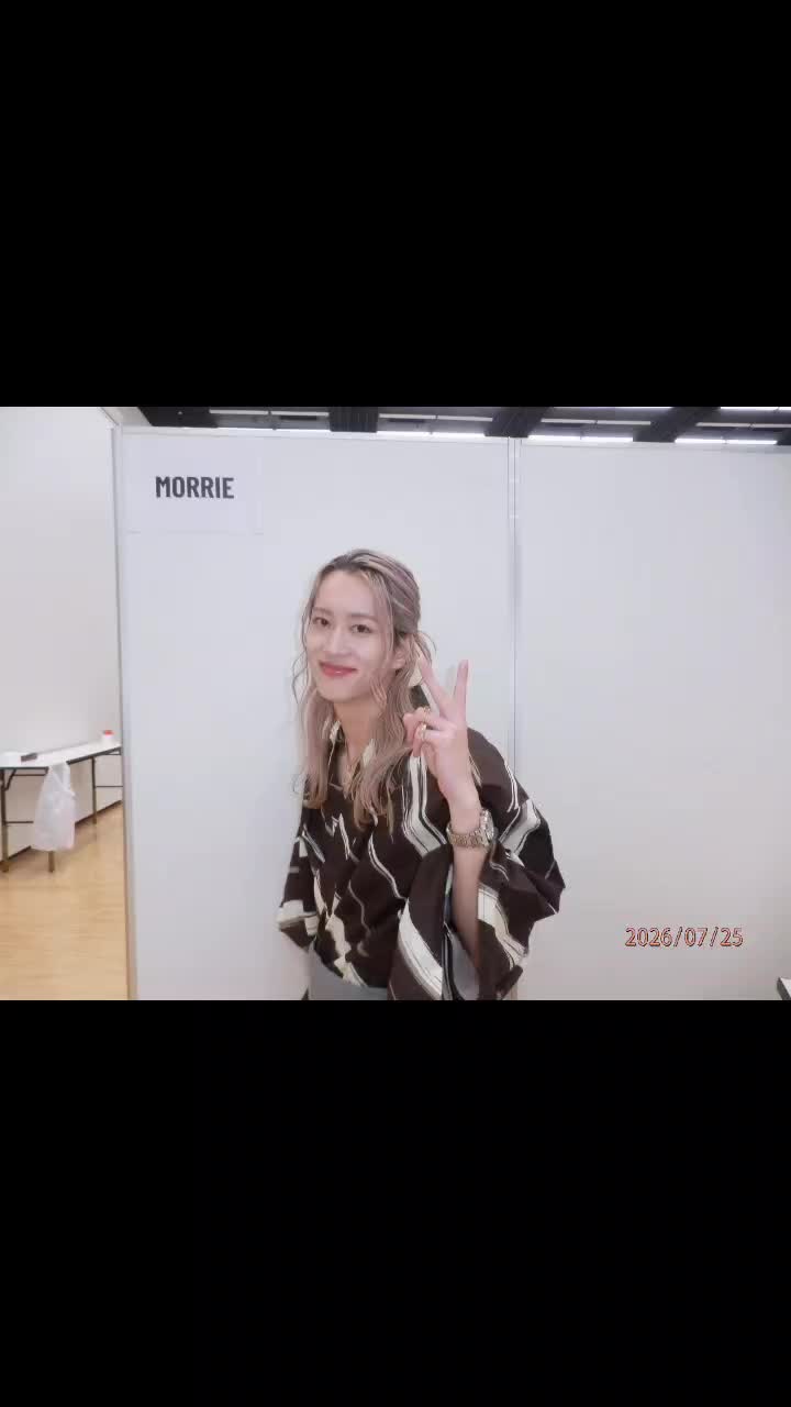 @T