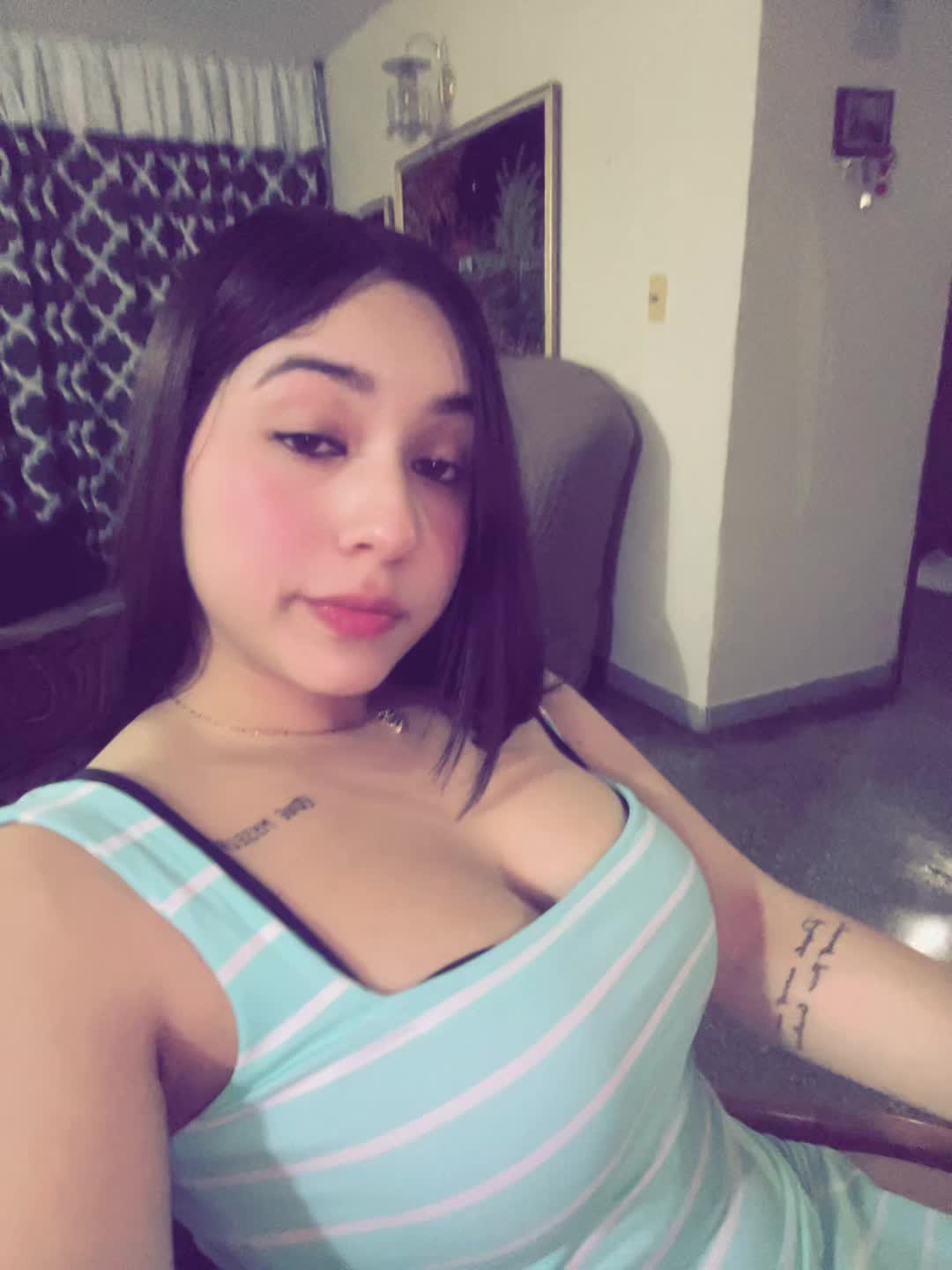 @𝓐𝓷𝓱𝓮𝓵𝔂𝓼🌷