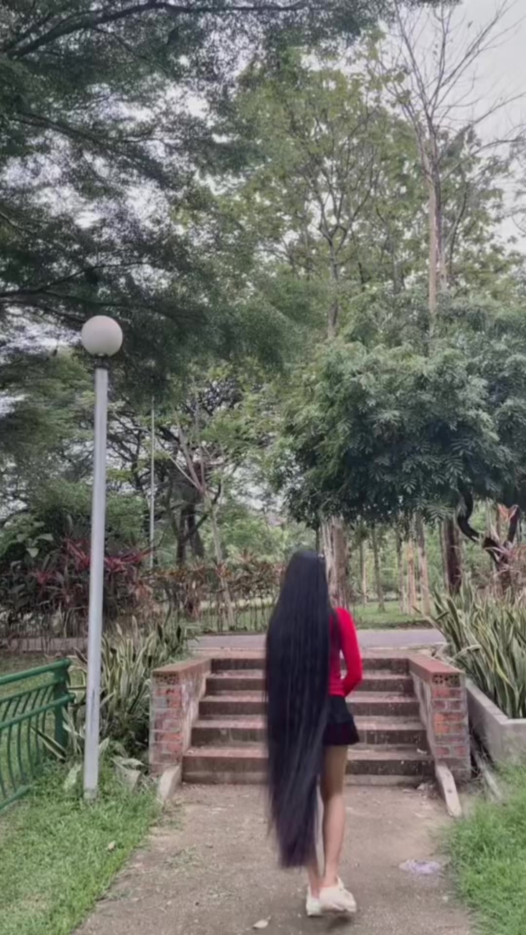 @ᬊ᭄𝐙𝐚𝐫 𝐍𝐲𝐢 𝐖𝐢𝐧