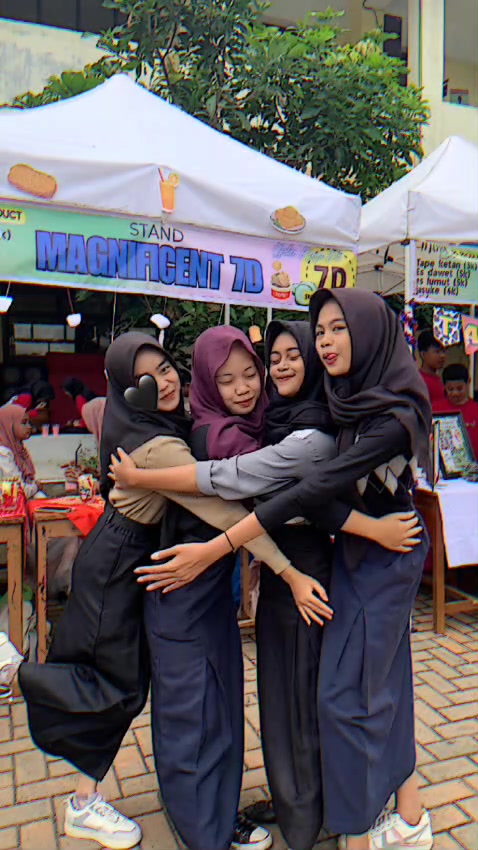 @fortyfourcantik