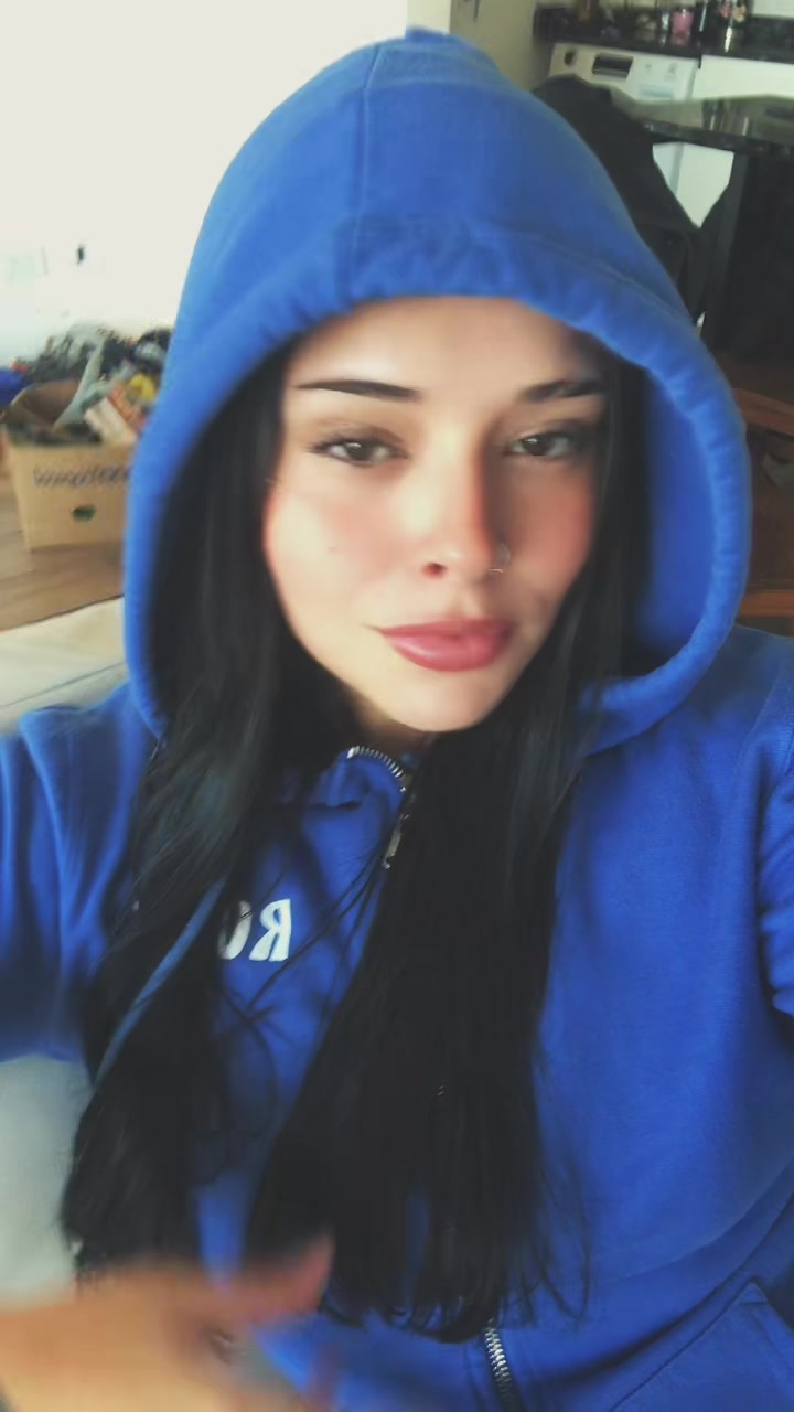 @valulaaaa