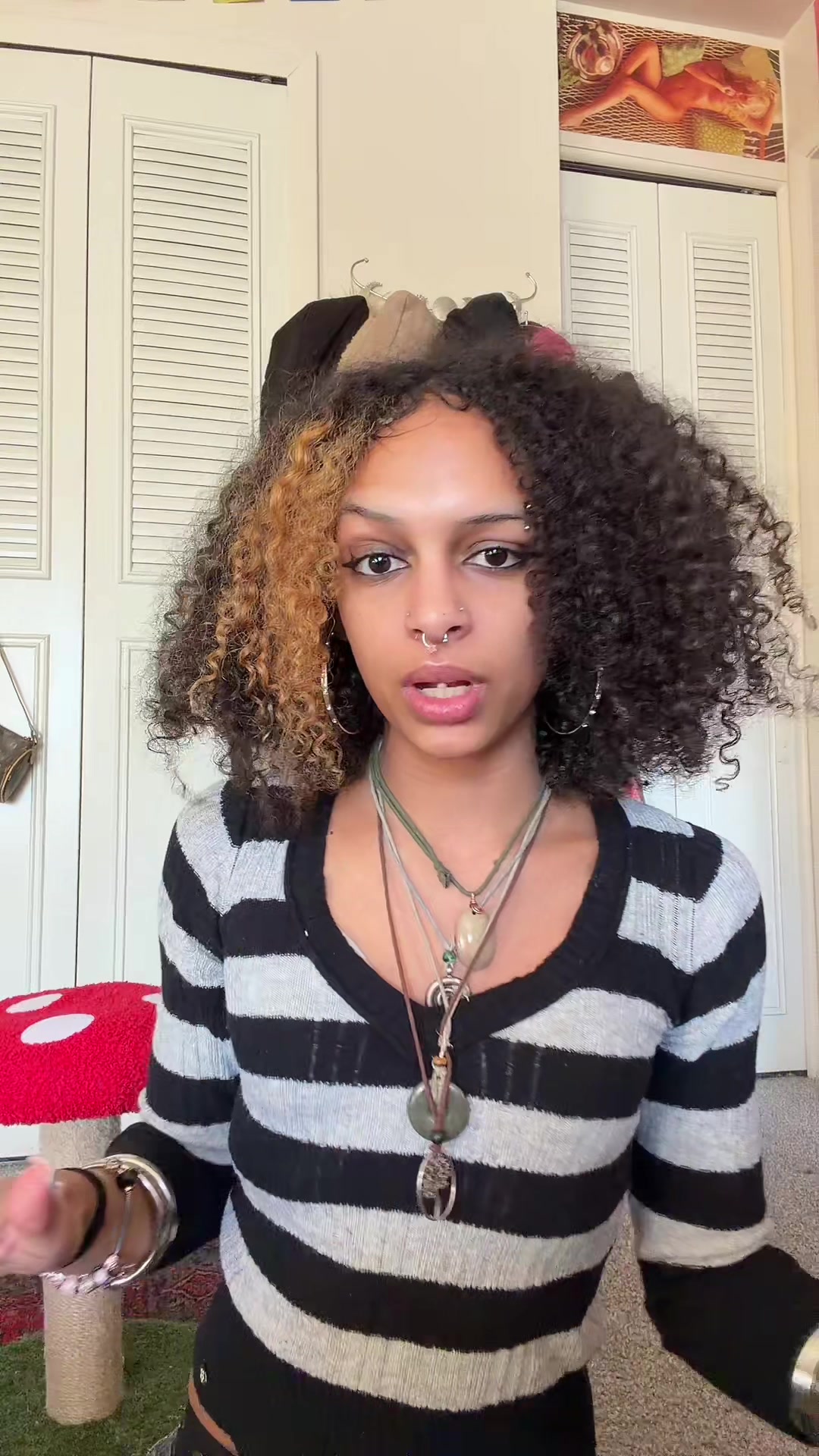 @lex 👩🏽&zwj;🎤