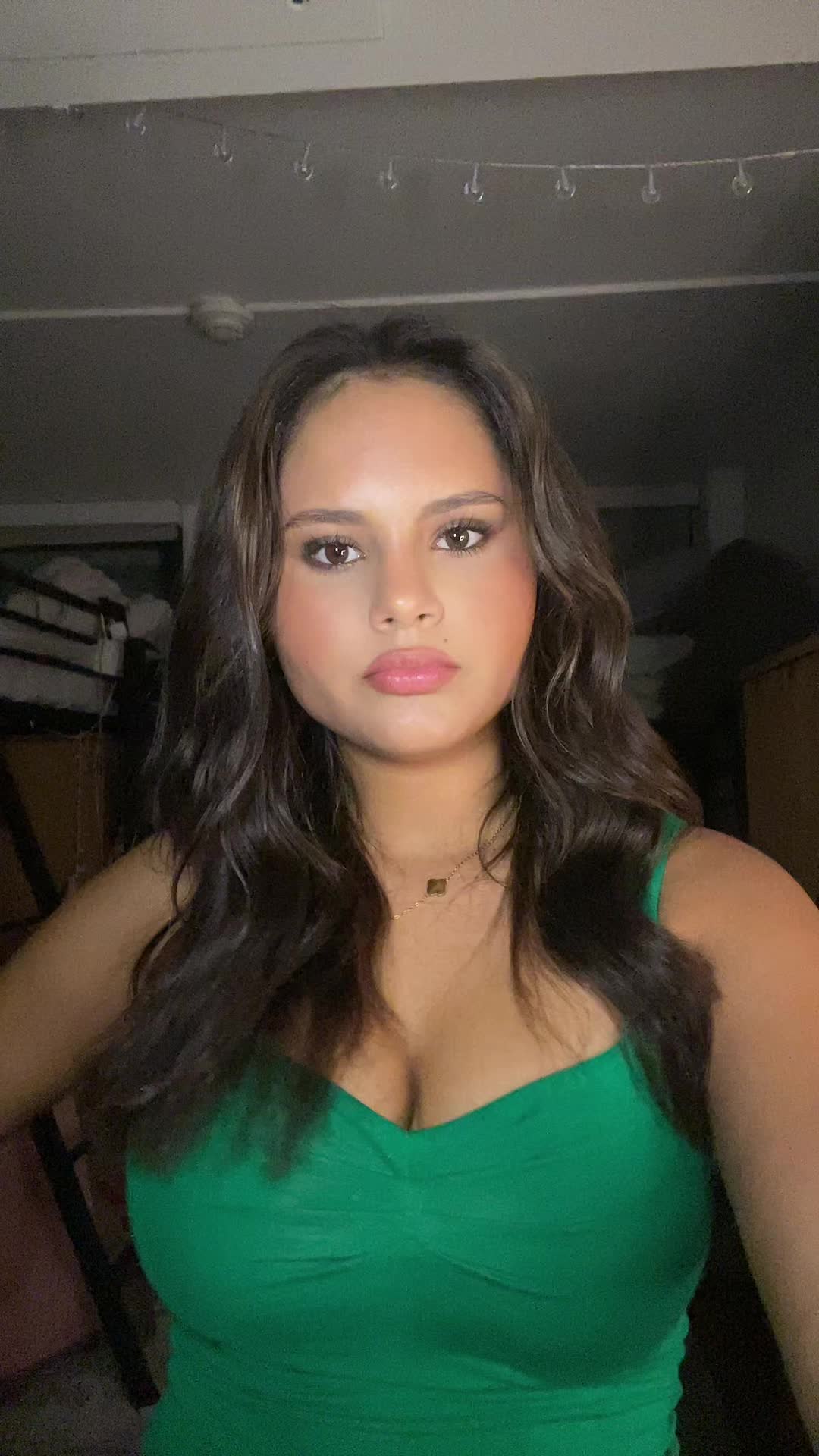 @Isabella