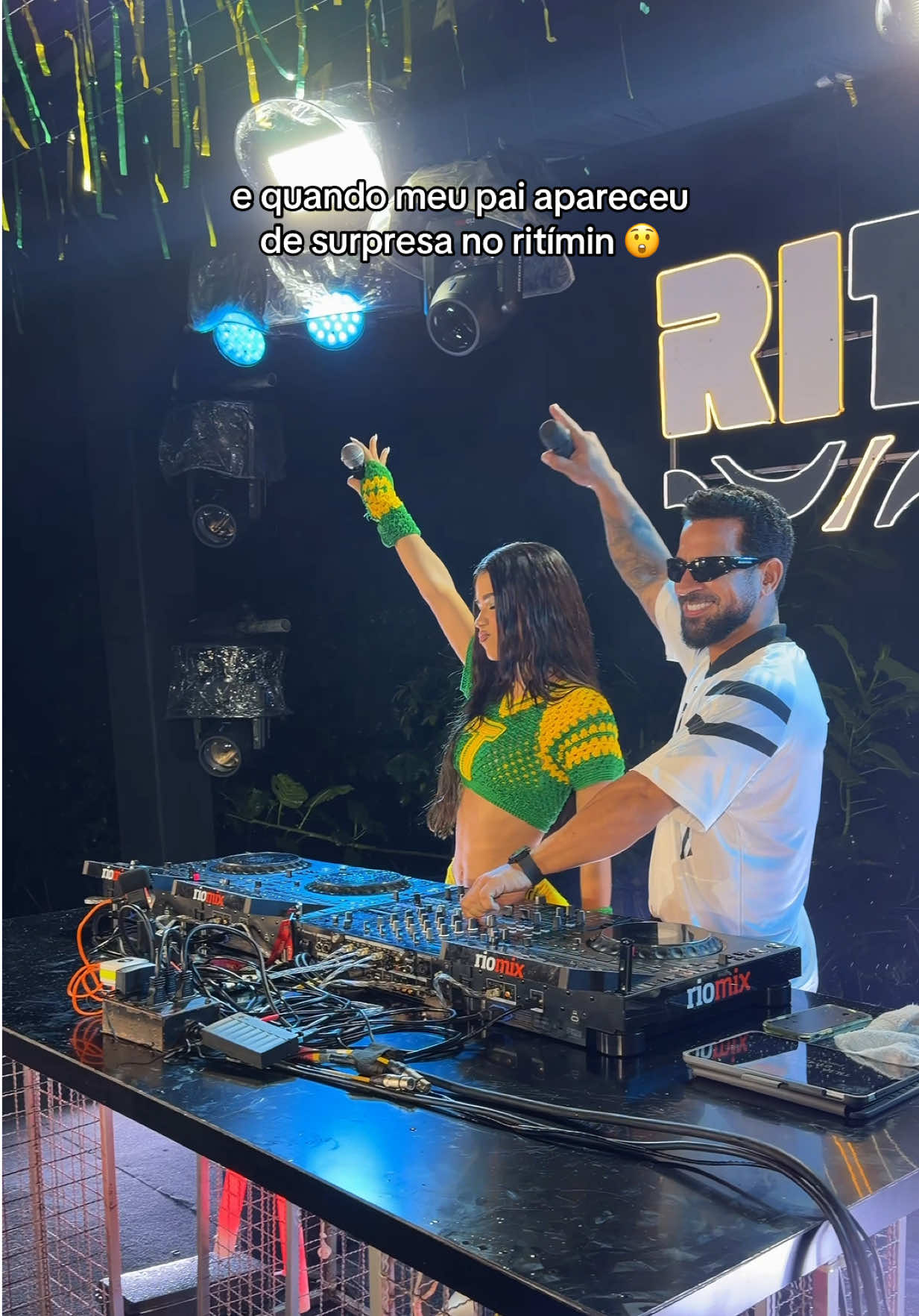 @Tília