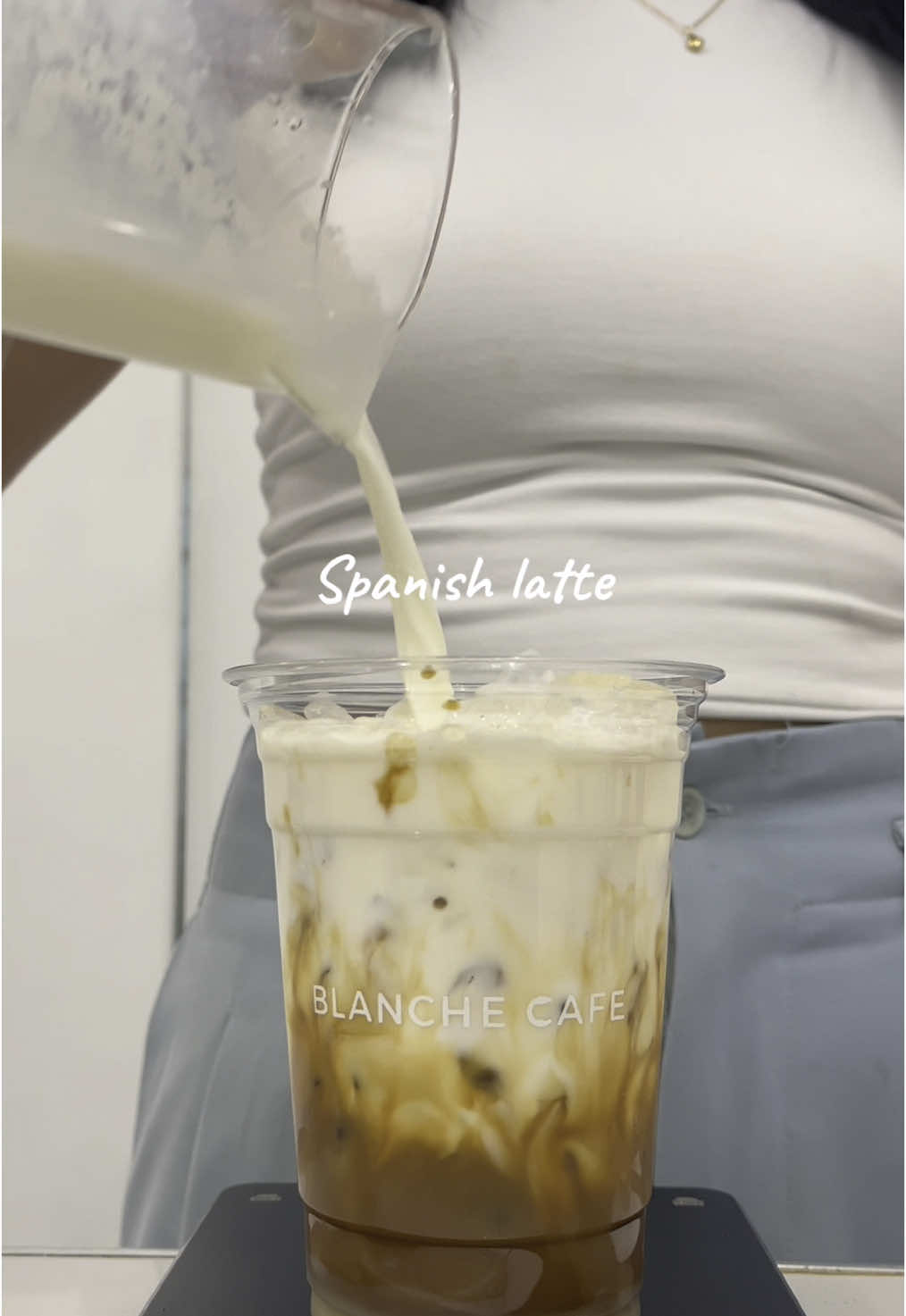 @Blanche Cafe