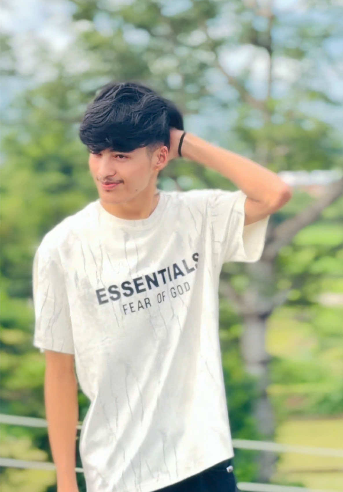 @PRAVASH CHAU