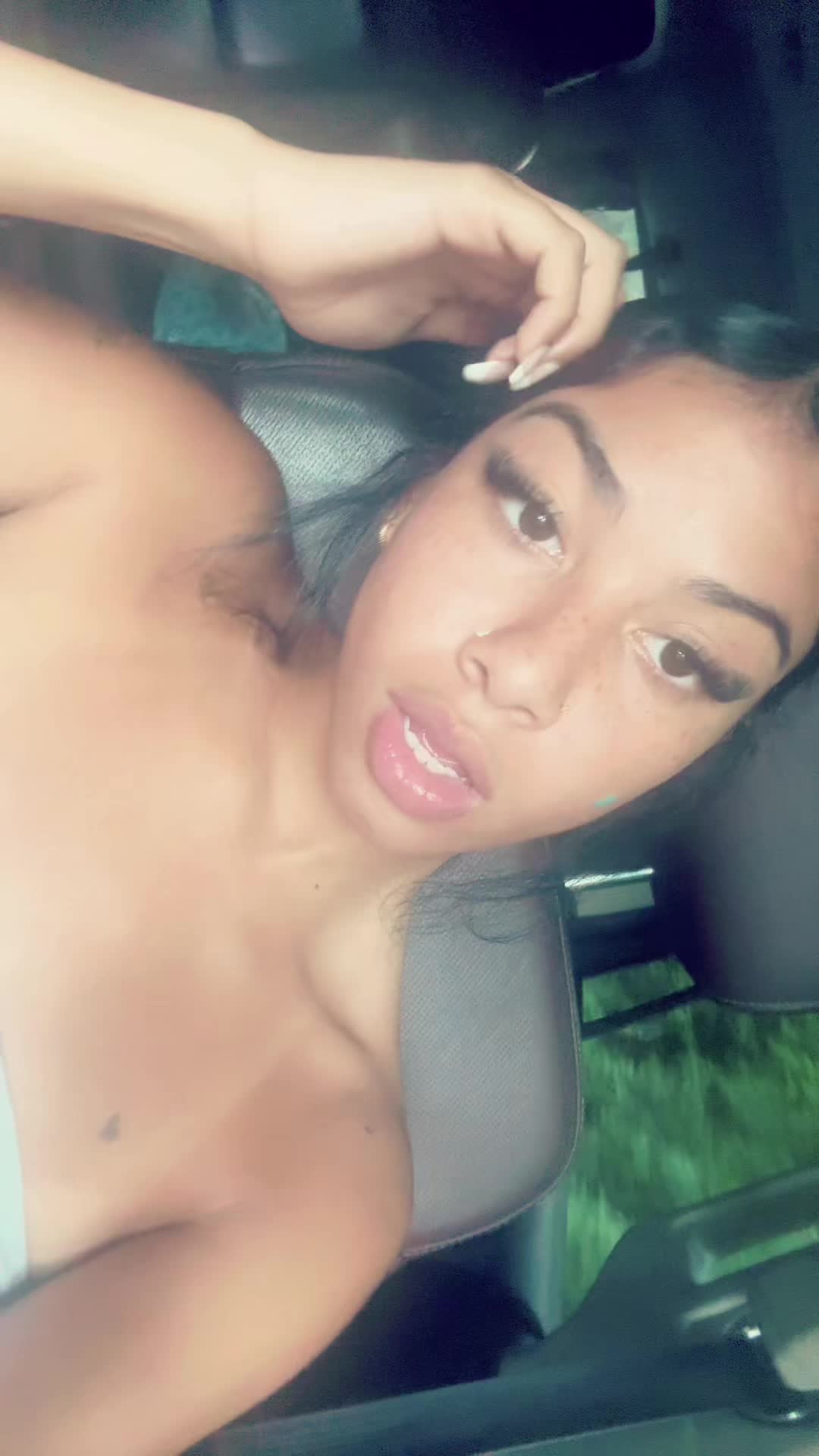 @RiyaSoFiya💋
