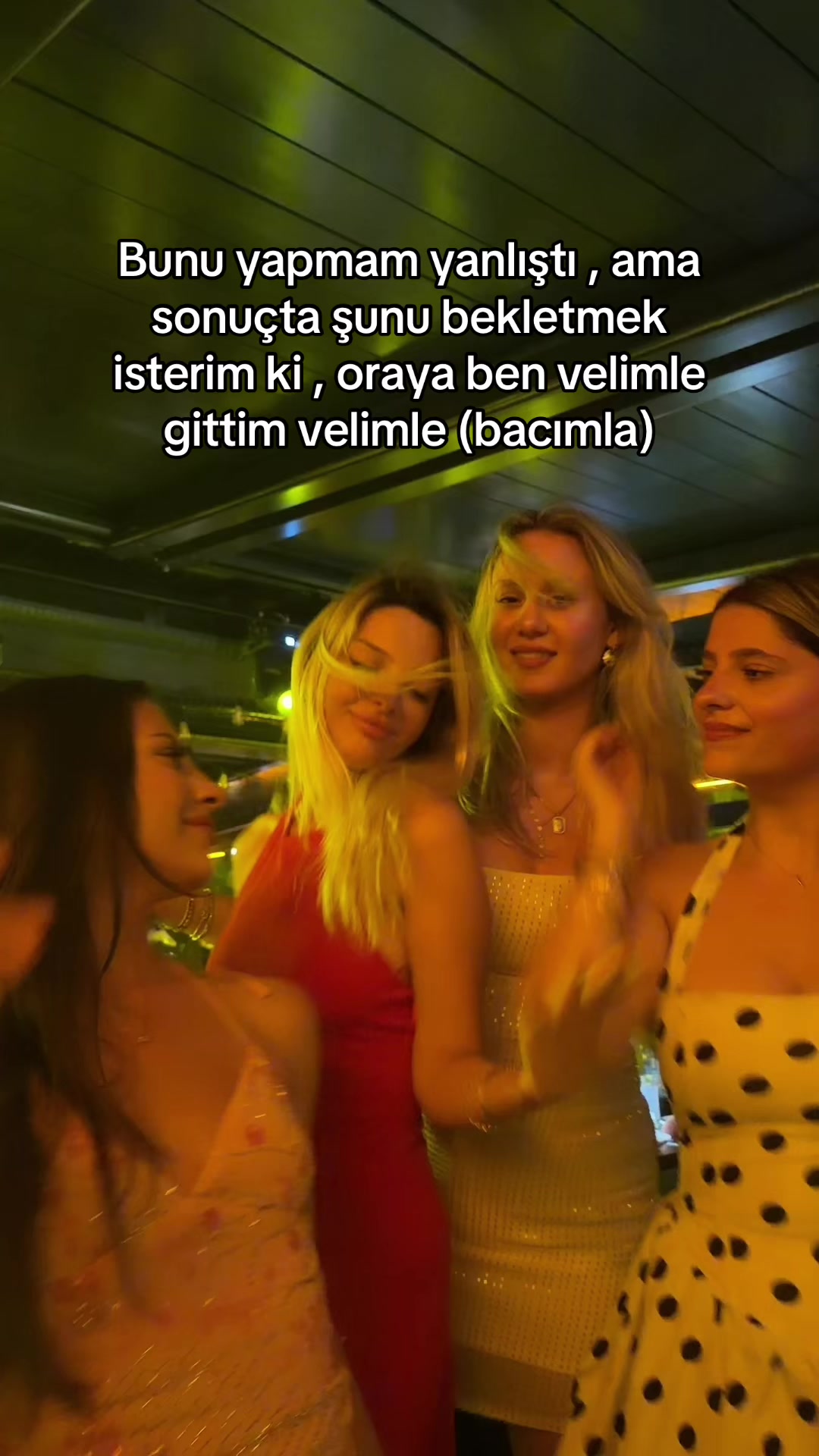 @Nur 🦩