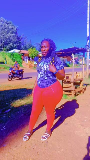 @Nyanchy curvaceous ❣️