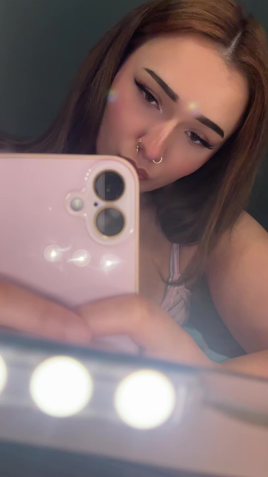 @🤭