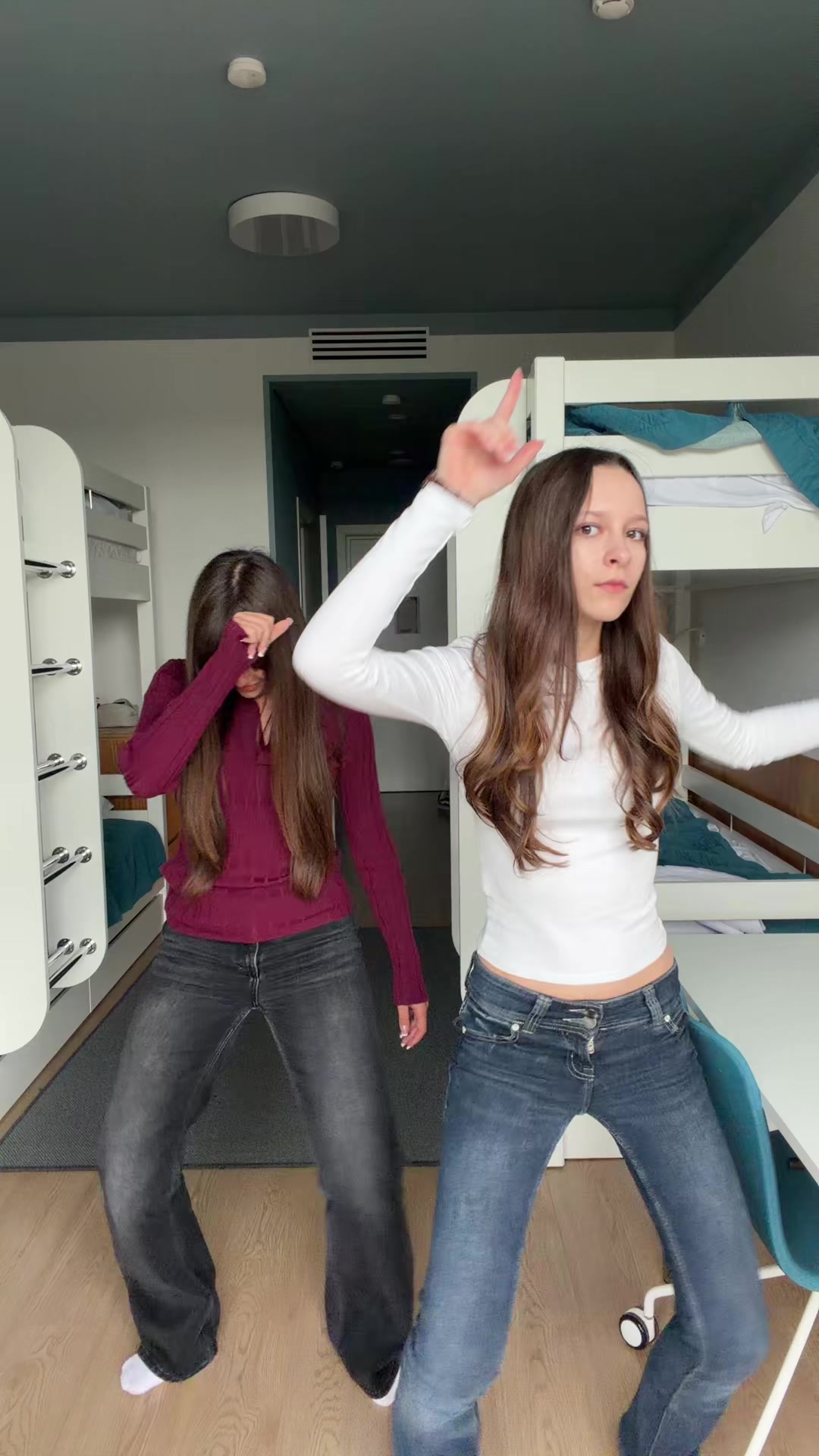 @настюша князева