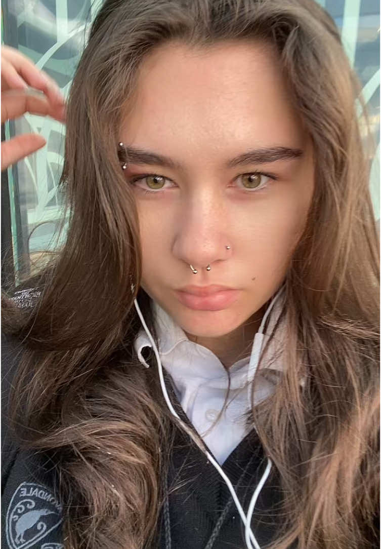 @charli