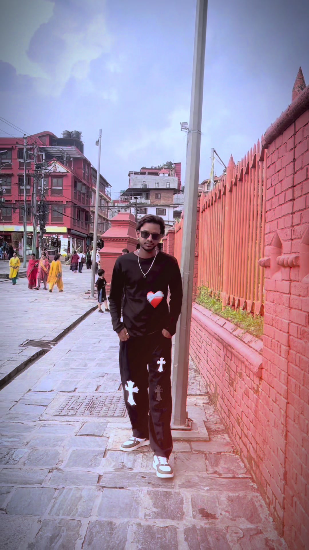 @Roshan Sarraf