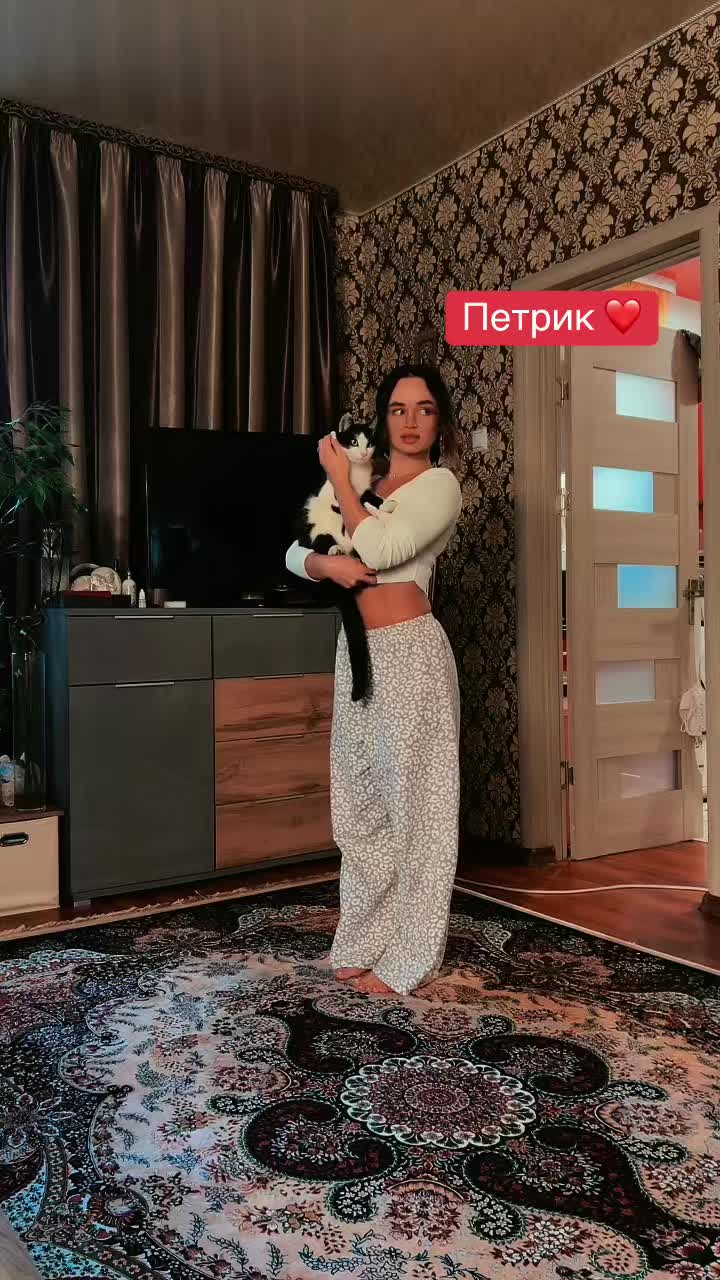 @Оленка _зміючка