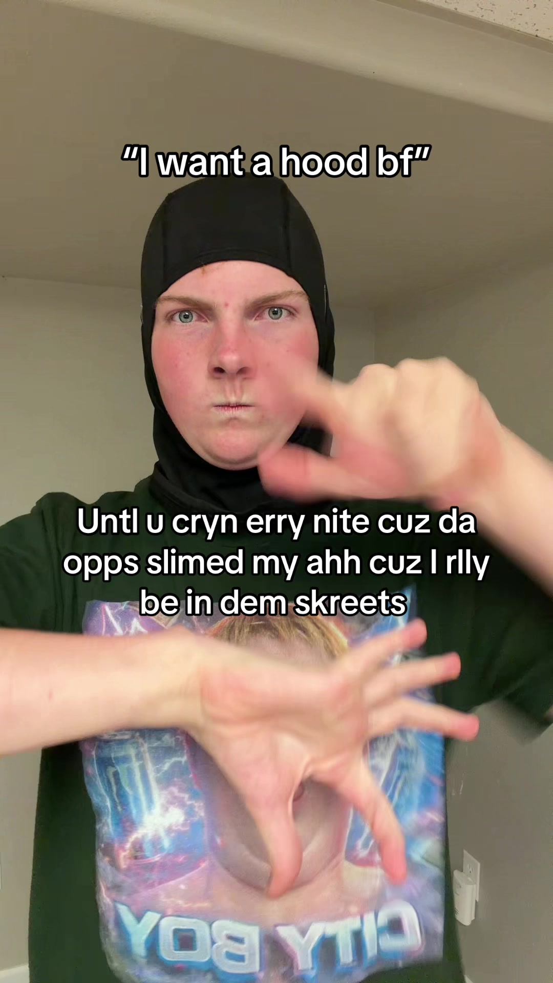 @FreakyAhCousin