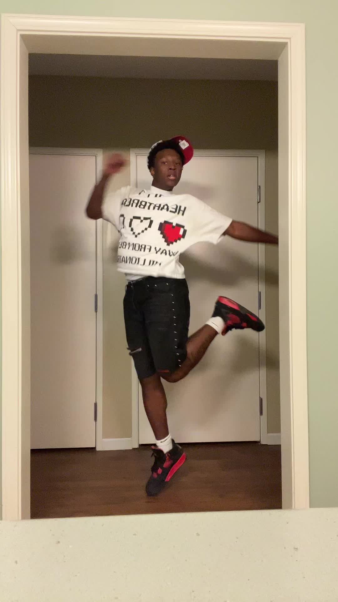@useruno