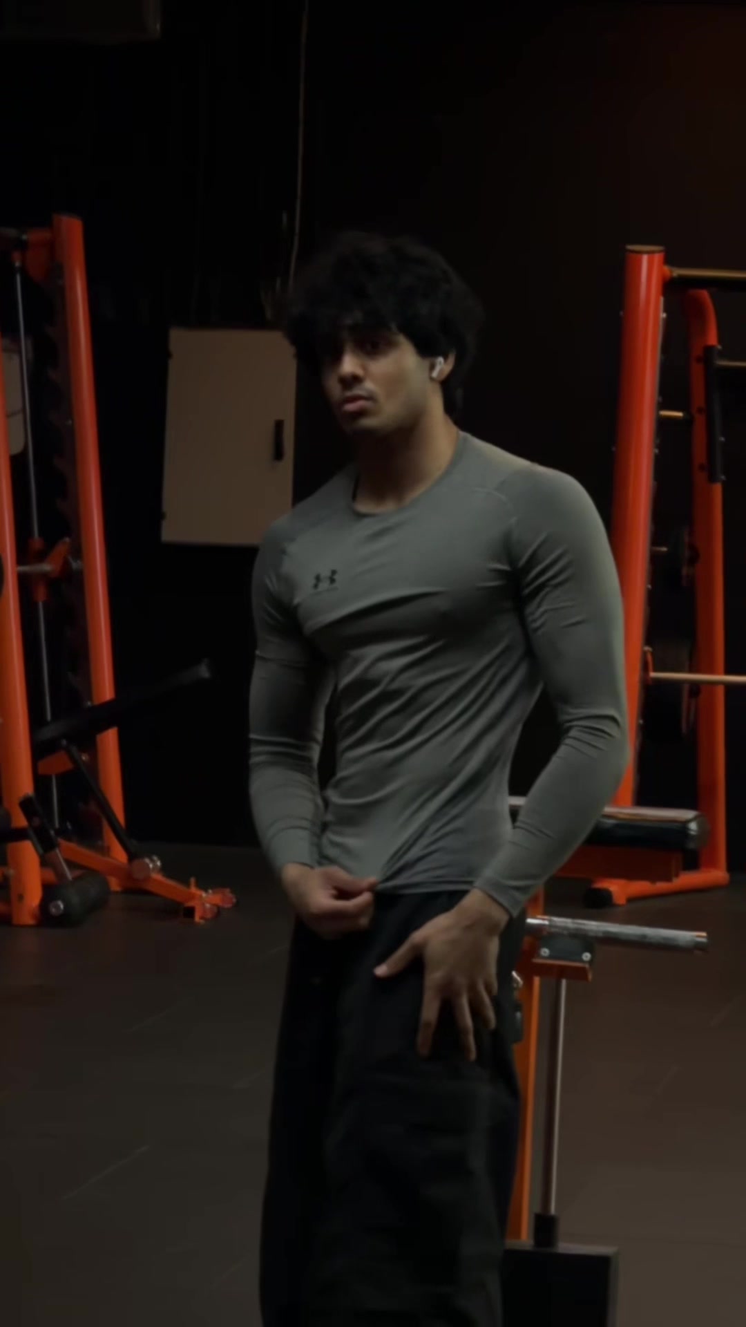 @aaryan