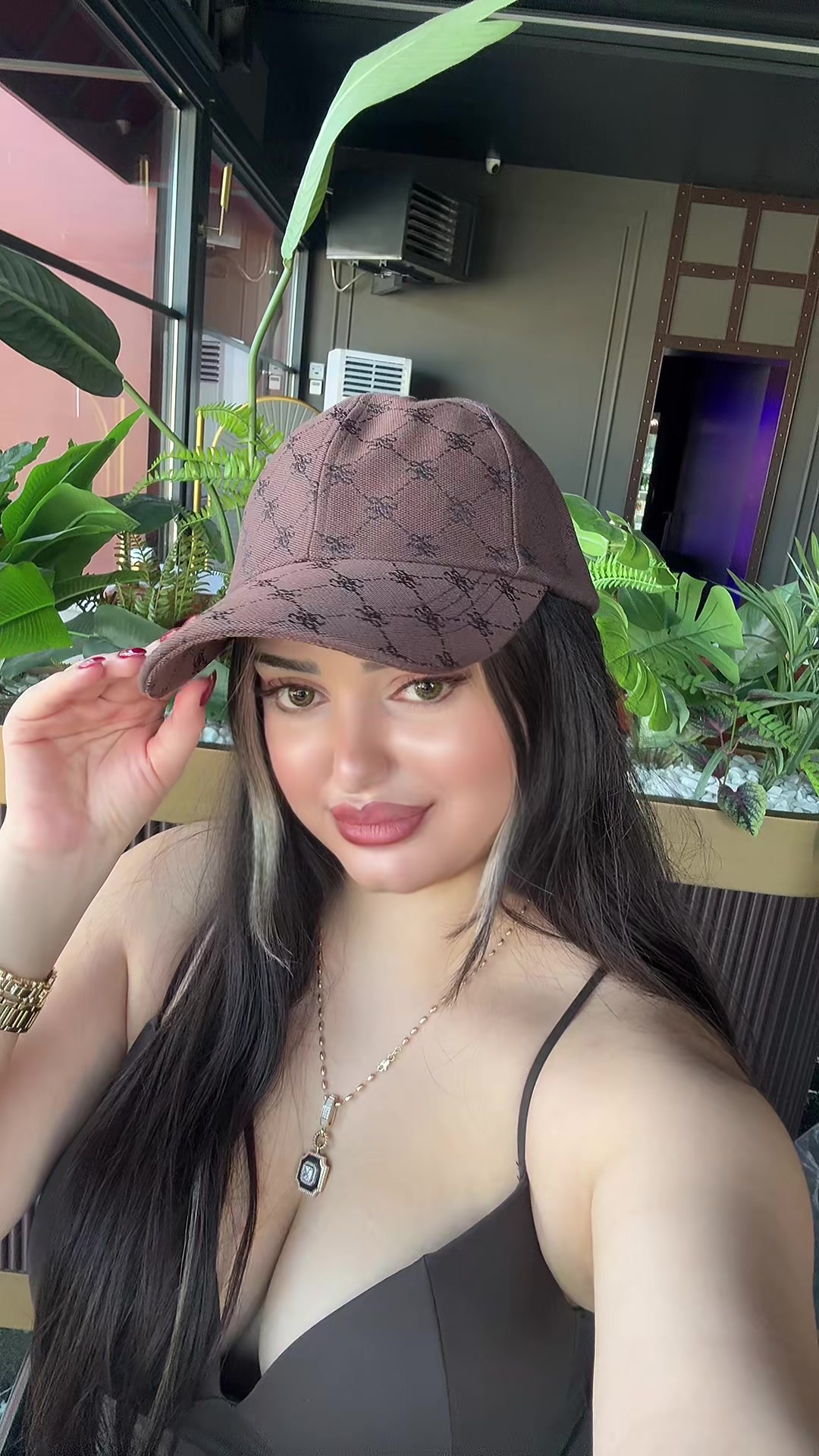 @_merveees