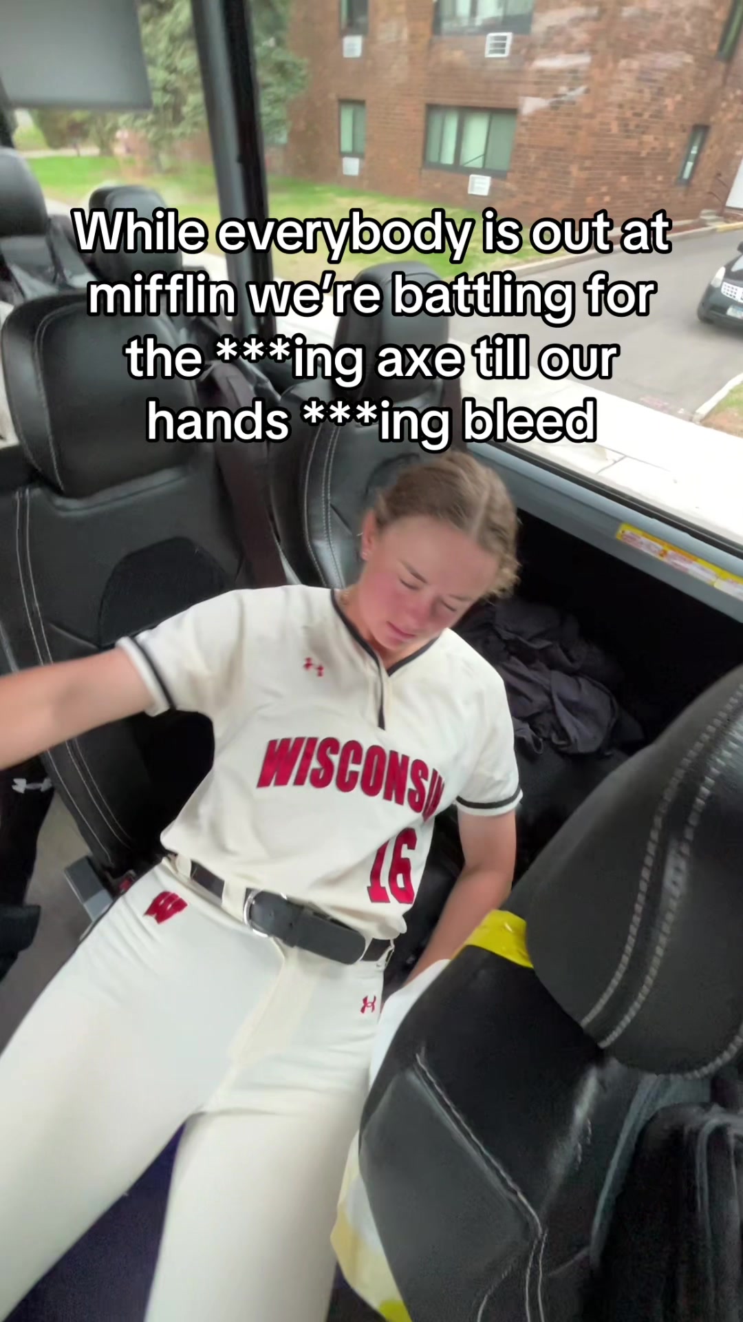 @thebabybadgers