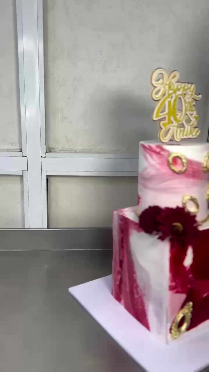 @mbs_cakes_pastries