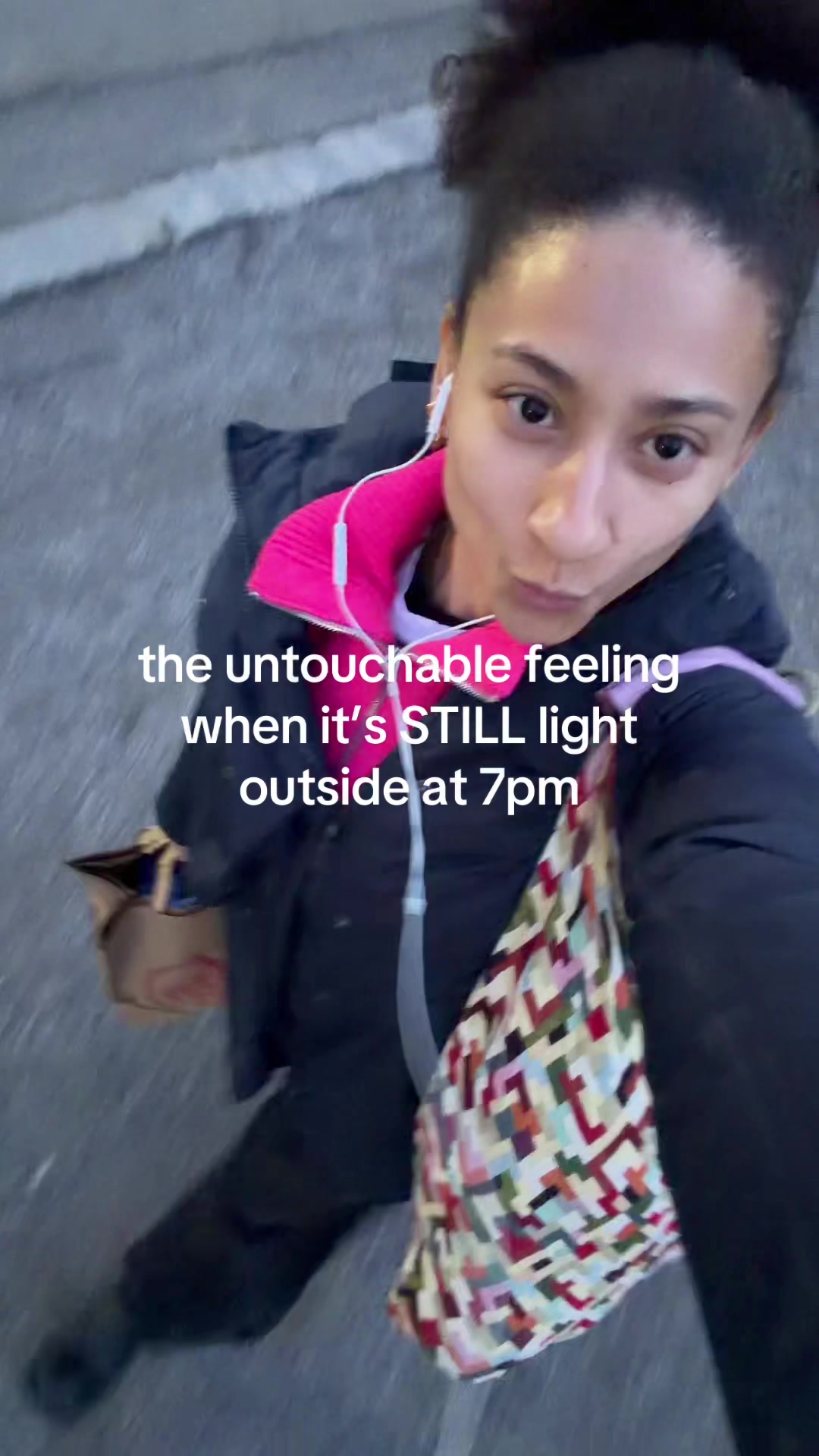 @nia
