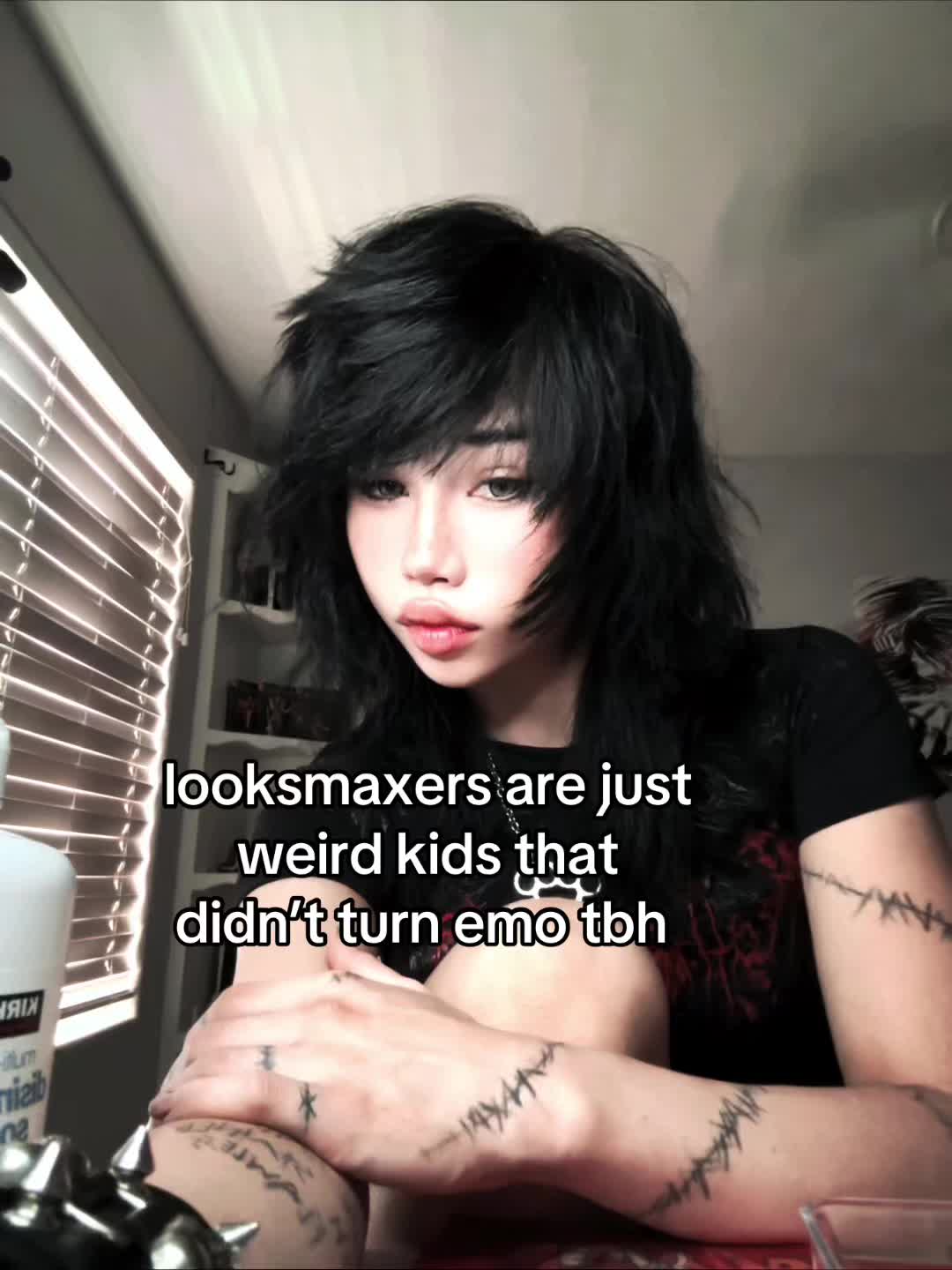 @yummyknivez